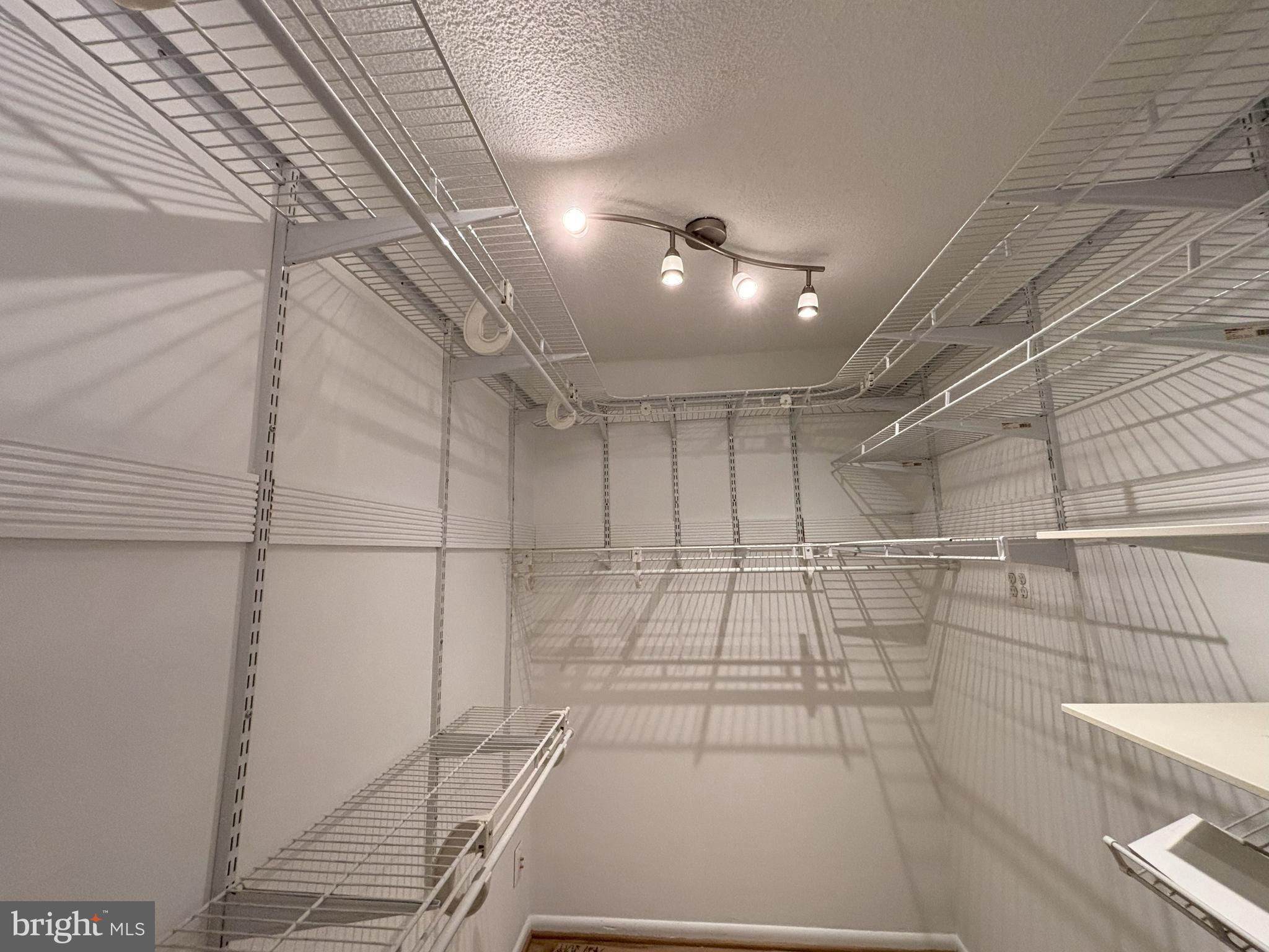 2500 N VAN DORN ST N #1417