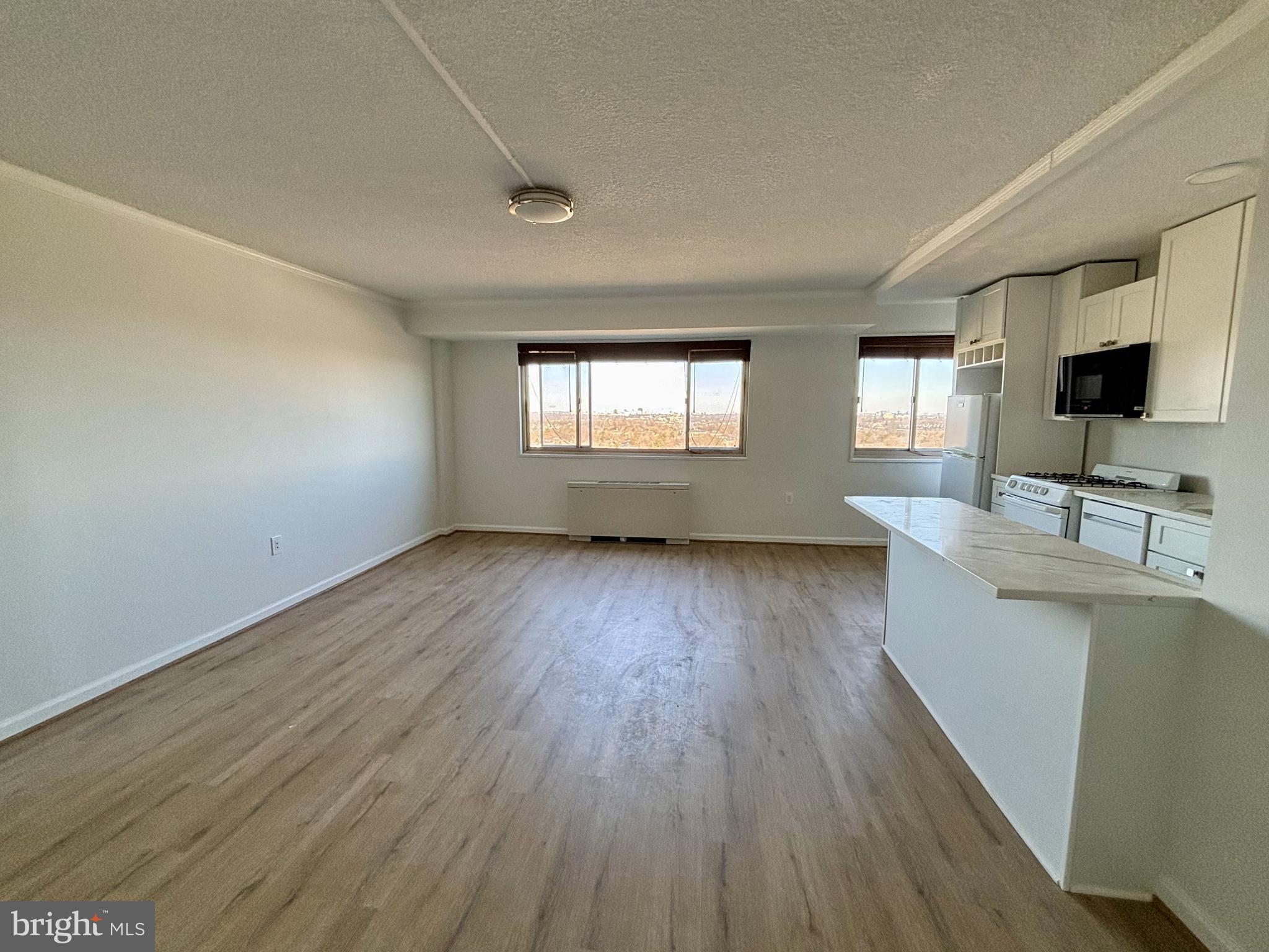 2500 N VAN DORN ST N #1417