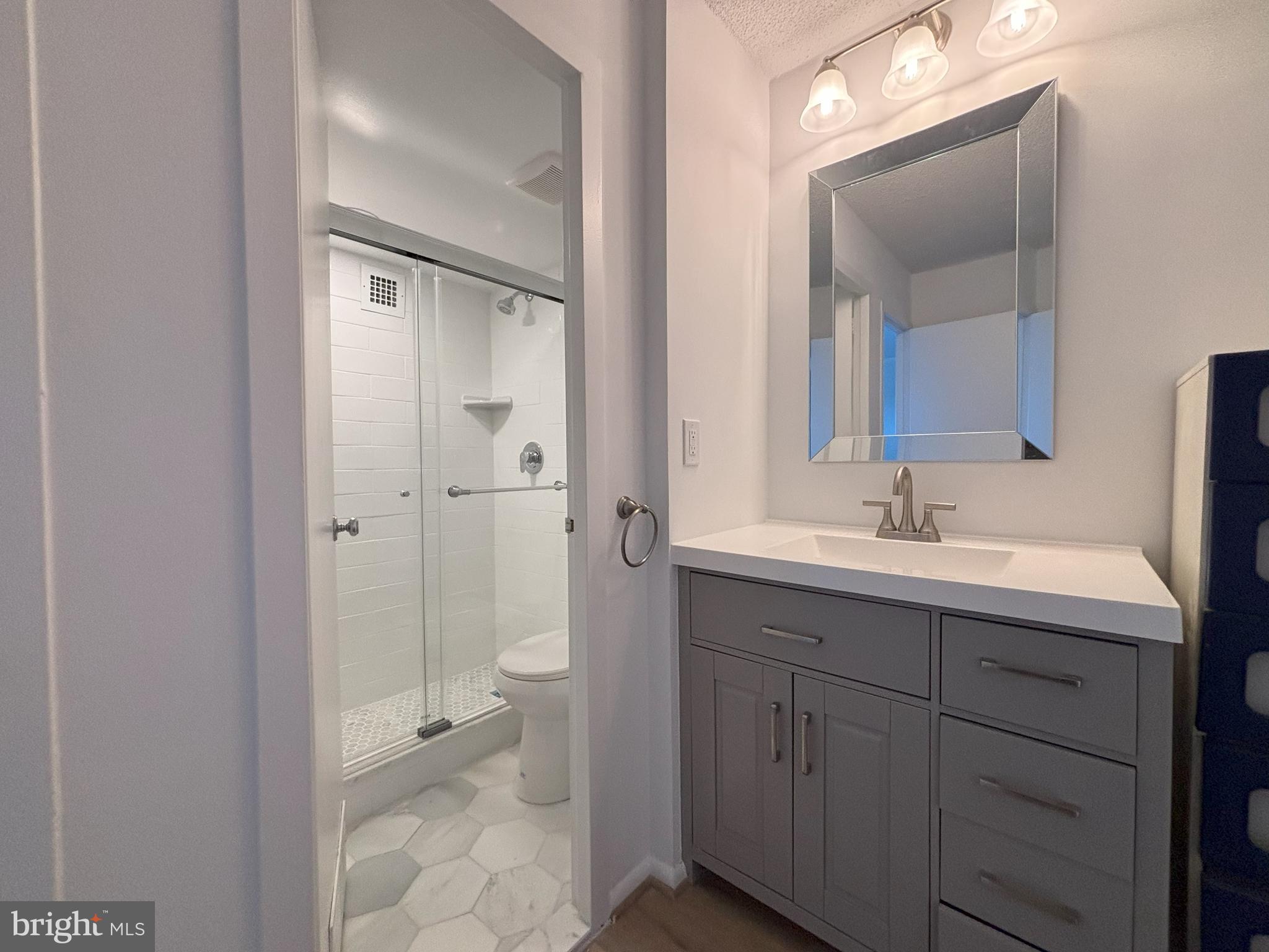 2500 N VAN DORN ST N #1417