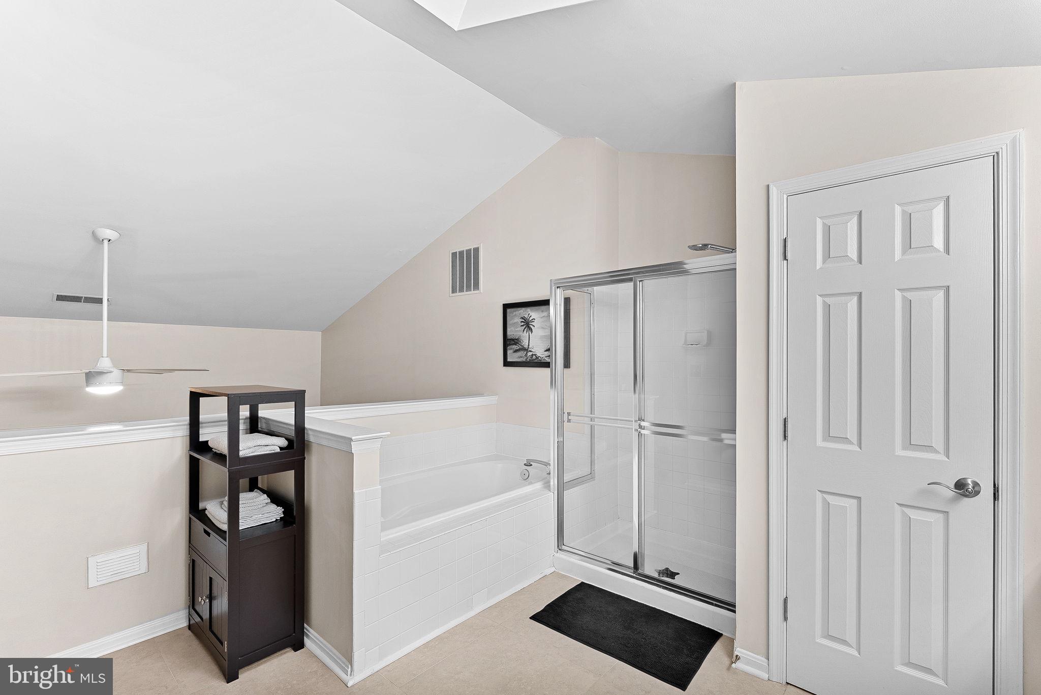 2466 Garnett Dr