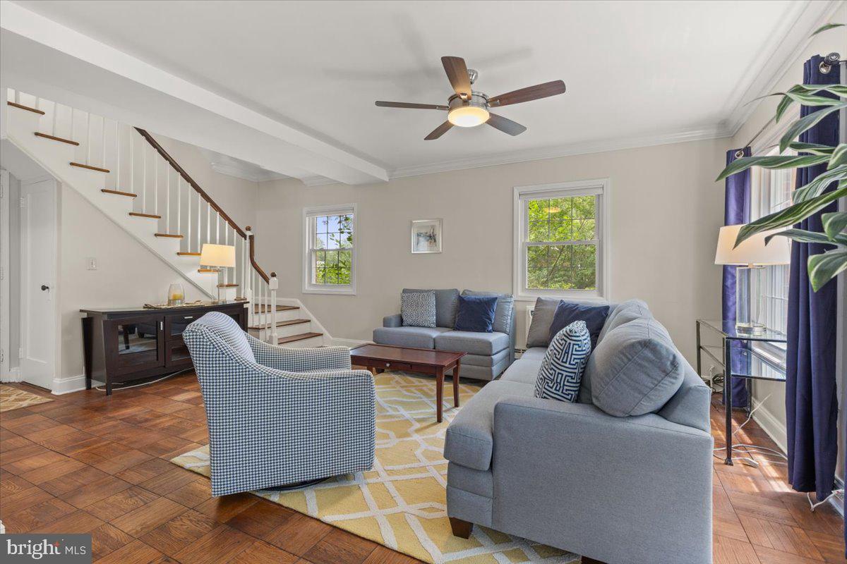 3128 Martha Custis Dr