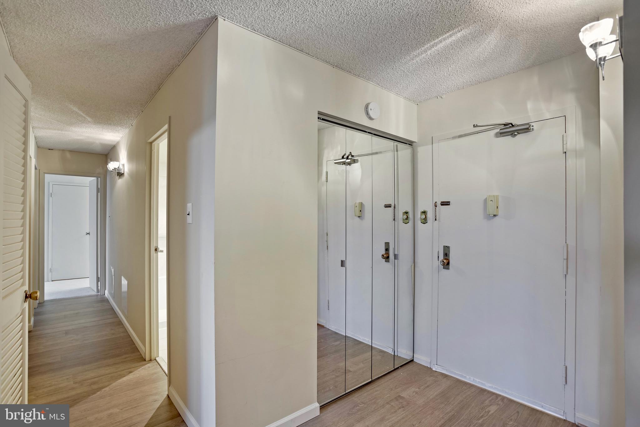 5300 Holmes Run Pkwy #407