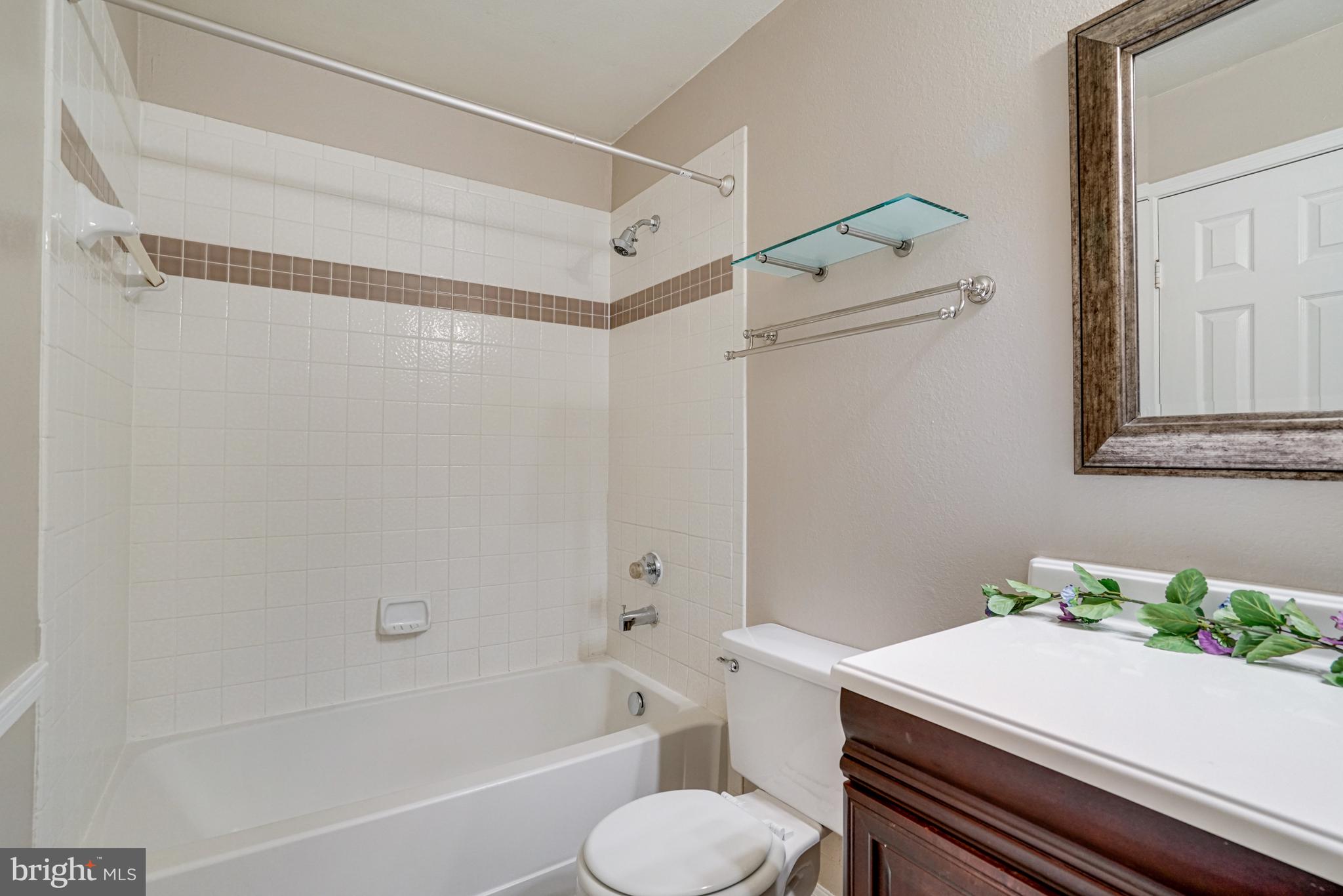 3303 Wyndham Cir #348