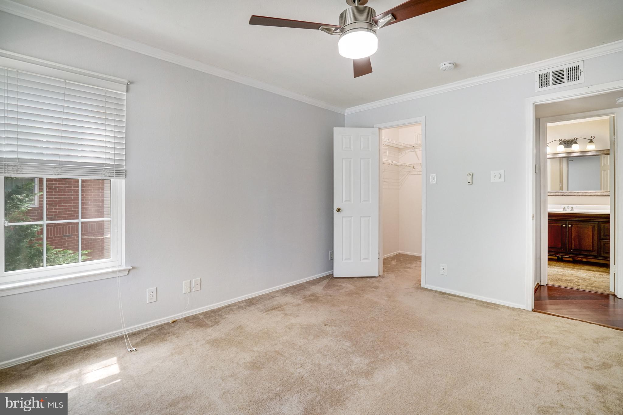 3303 Wyndham Cir #348