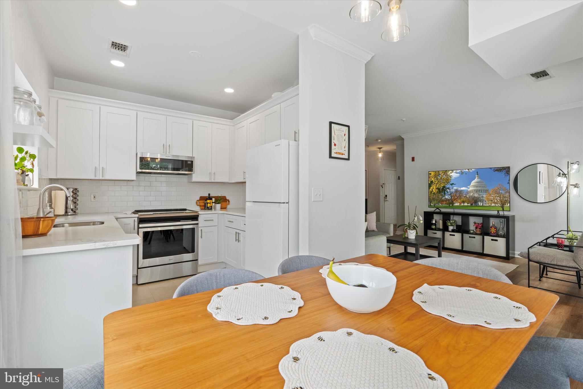 4550 STRUTFIELD LN #2229