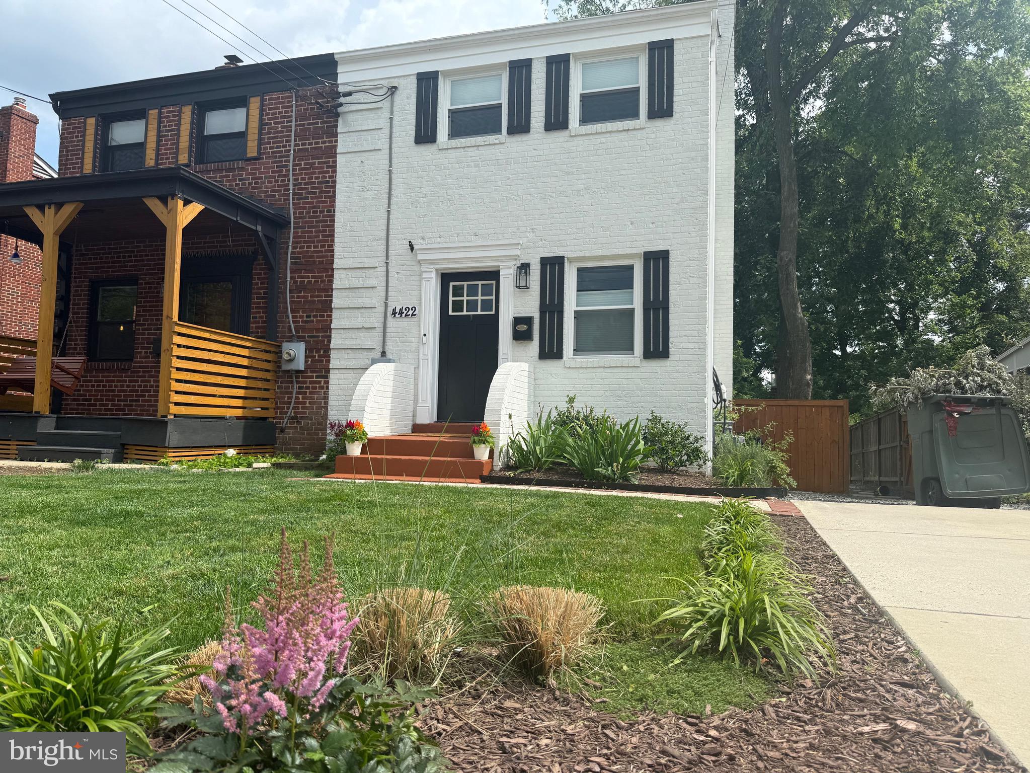 4422 Vermont Ave