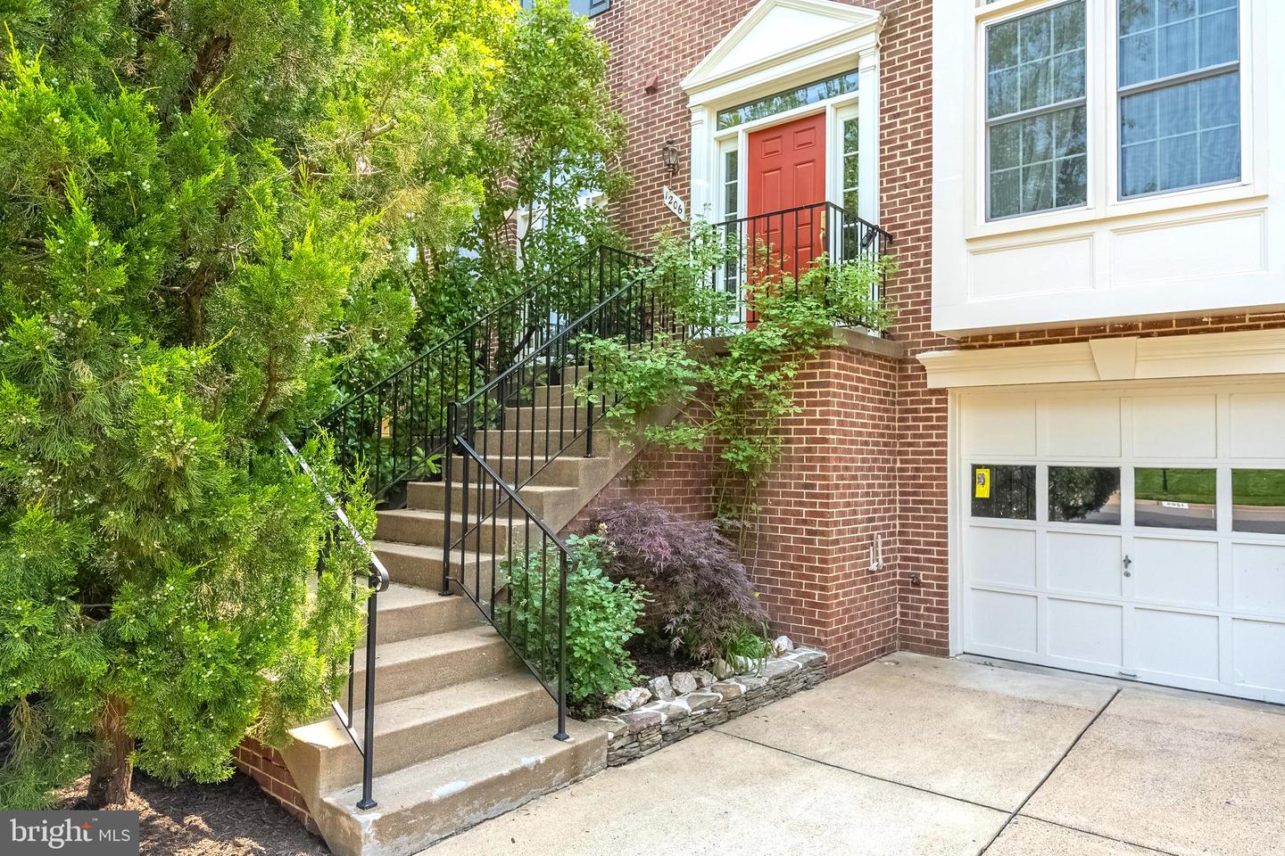 1206 Dartmouth Rd