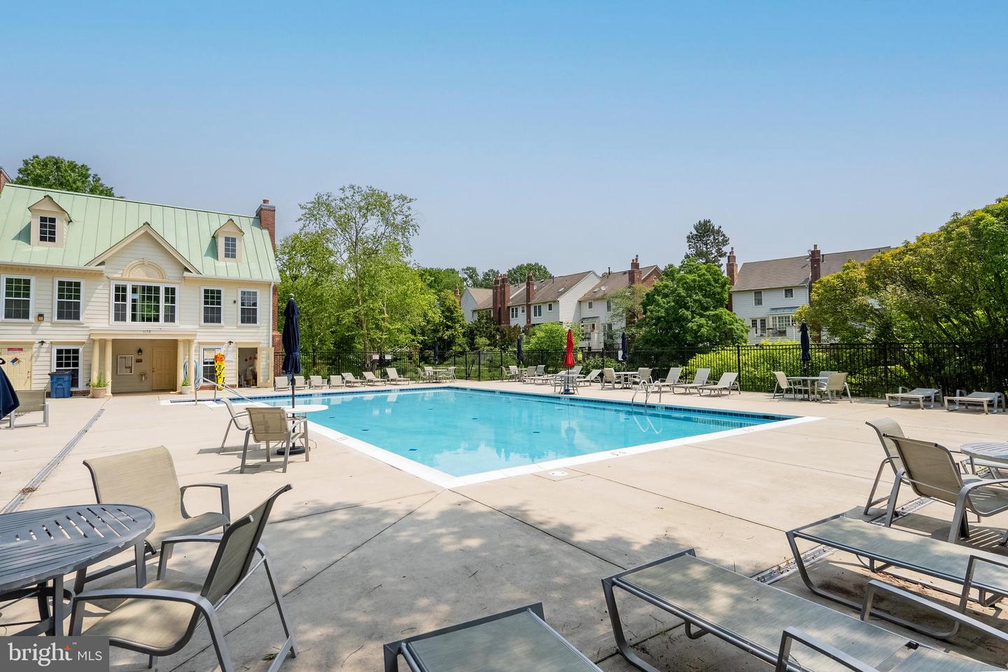 1206 Dartmouth Rd
