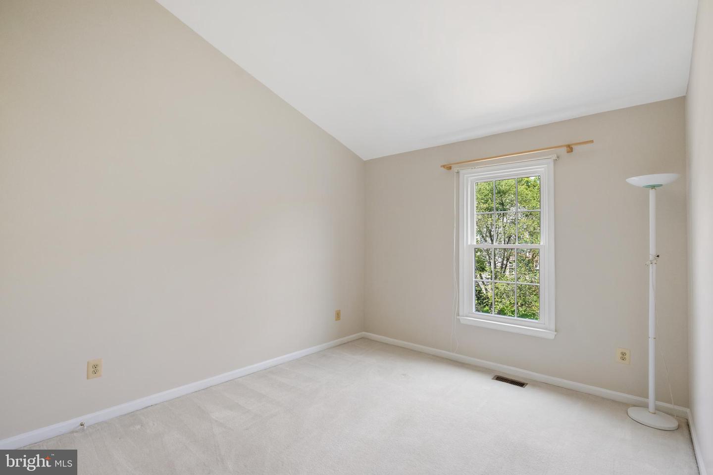 1206 Dartmouth Rd