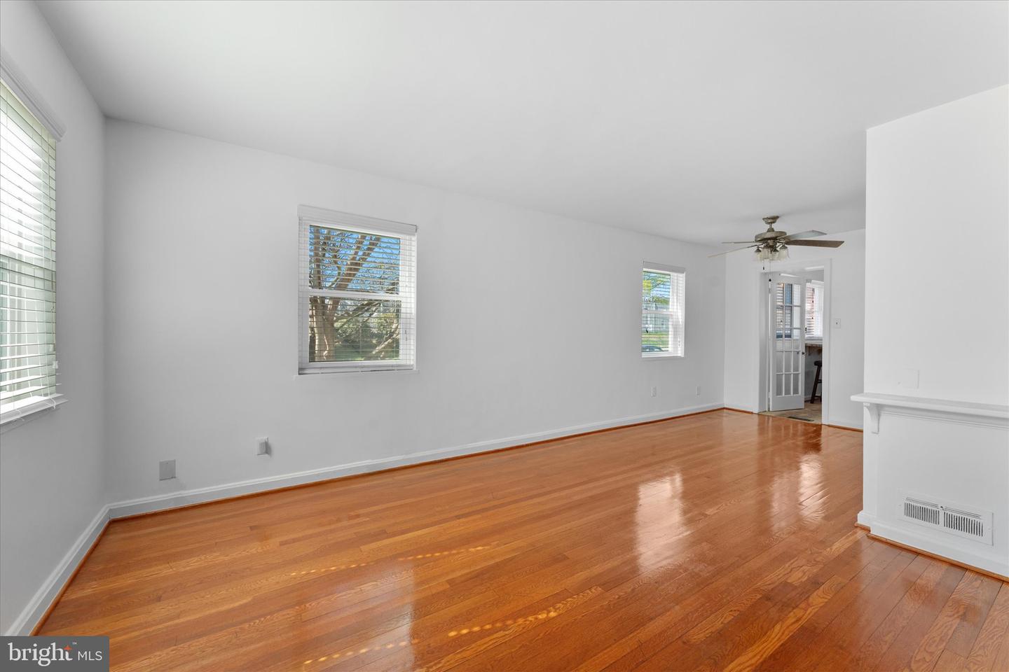 733 S Fayette St