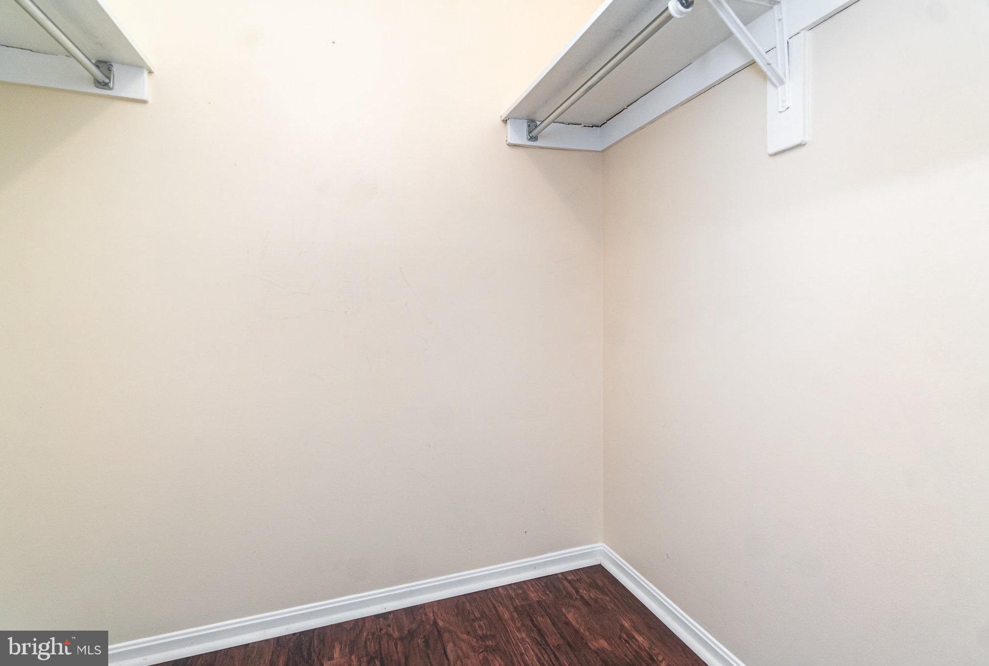 307 Yoakum Pkwy #716