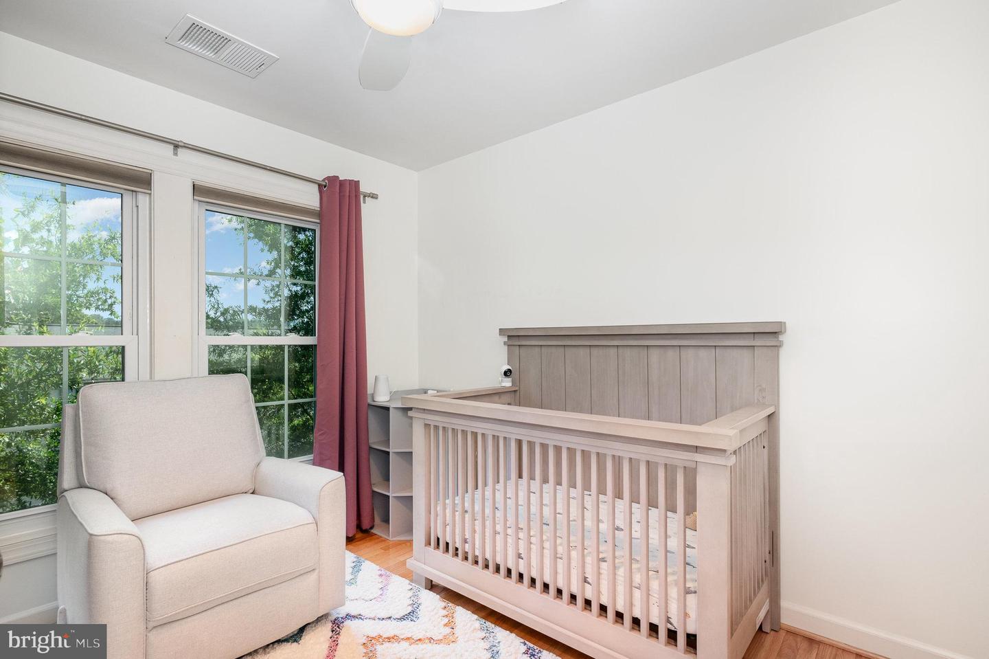 822 W Glebe Rd