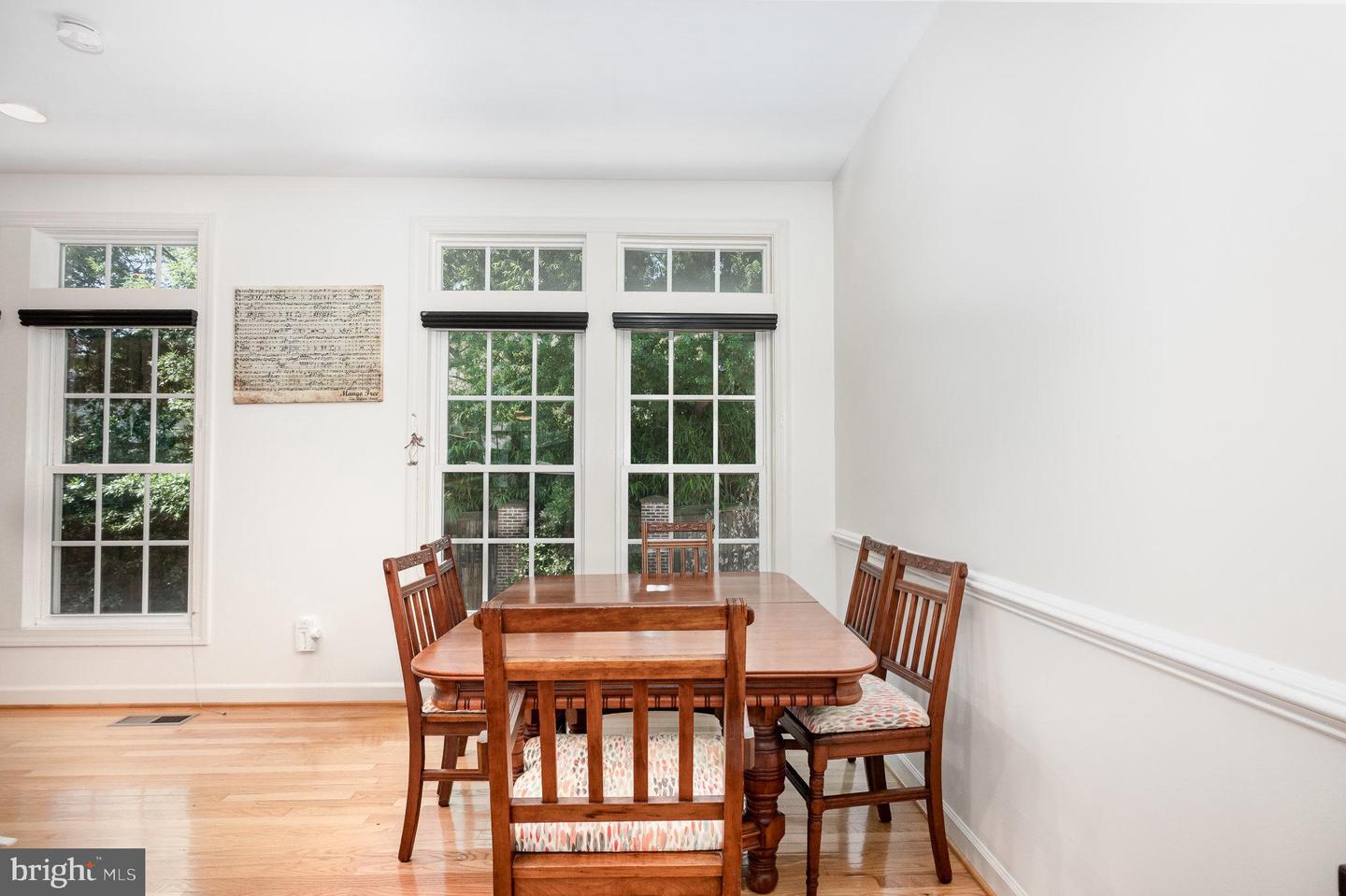 822 W Glebe Rd