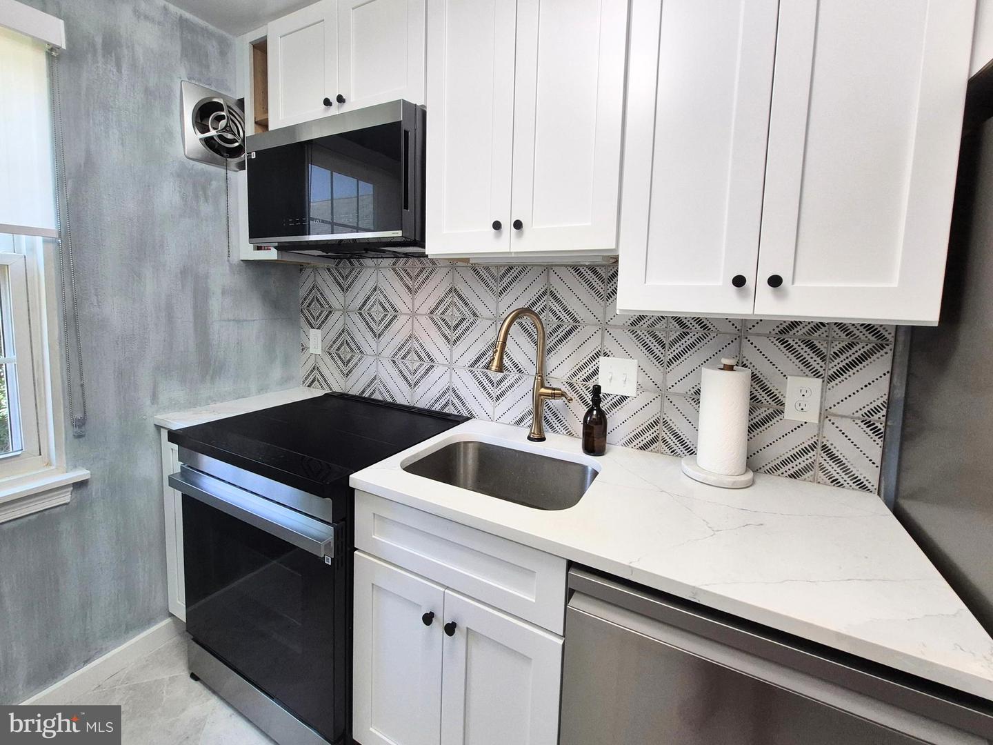 13 Auburn Ct #B