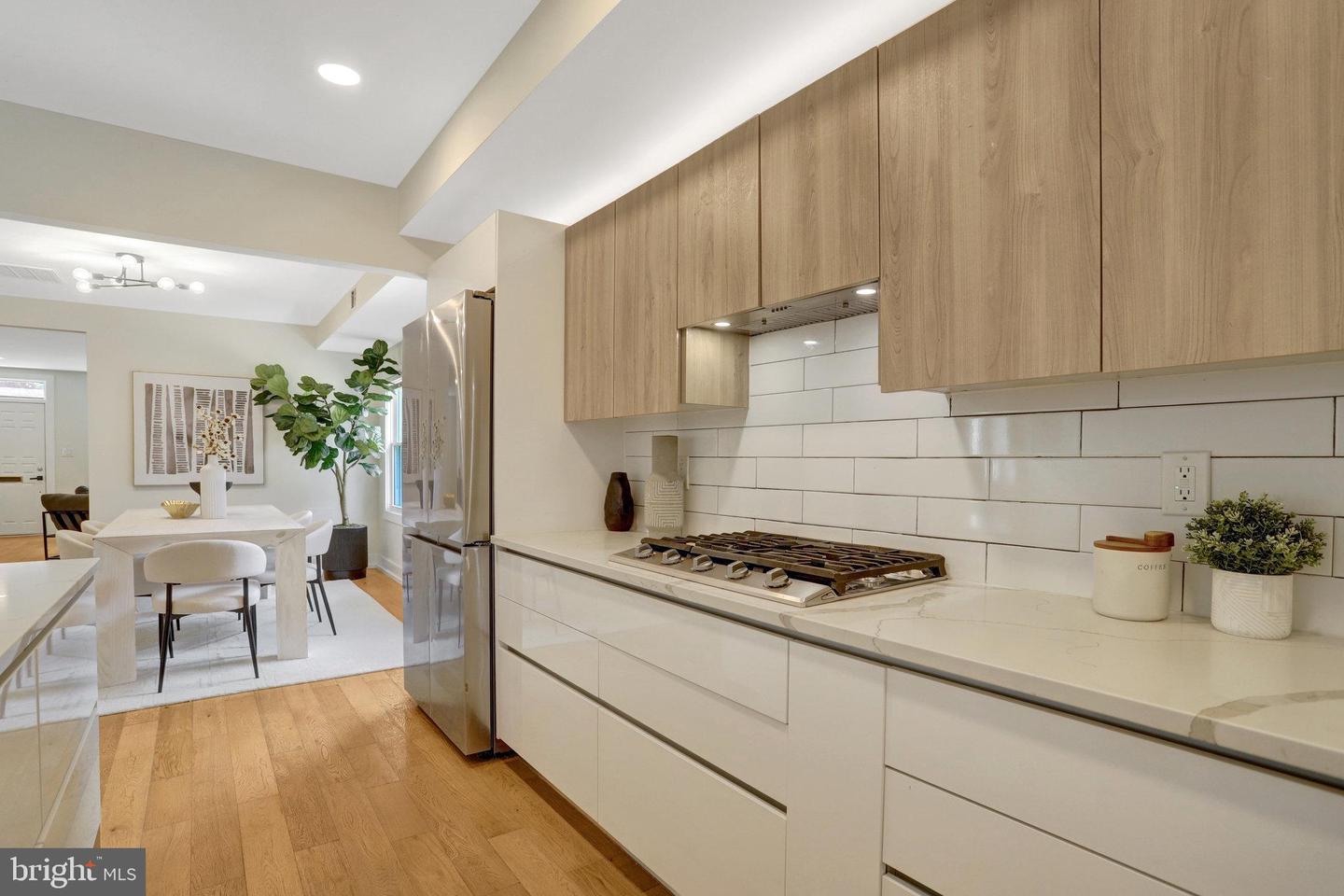310 S Alfred St