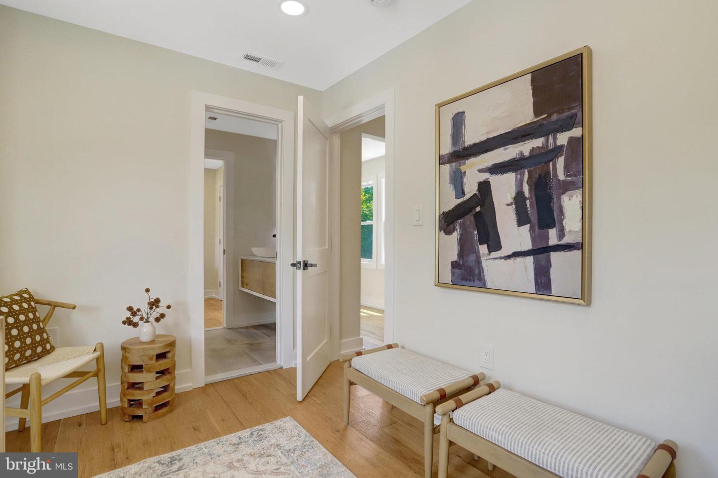 310 S Alfred St