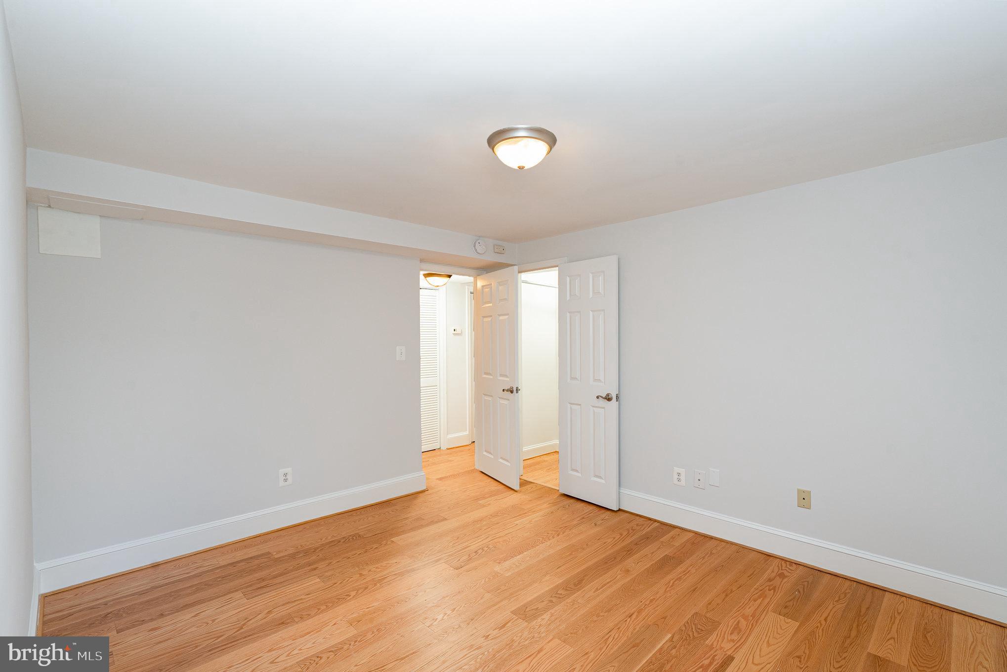 400 COMMONWEALTH AVE #107