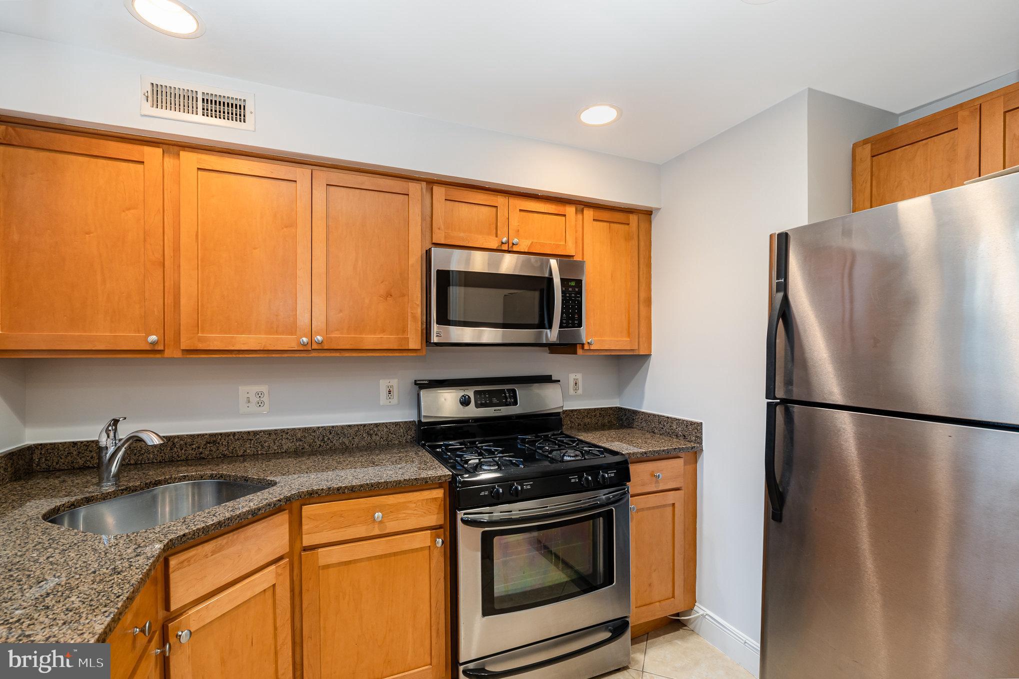 400 COMMONWEALTH AVE #107