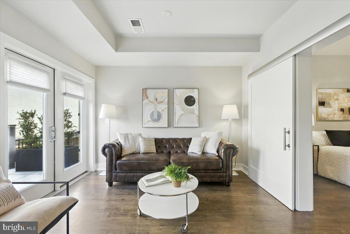 1800 Mount Vernon Ave #102