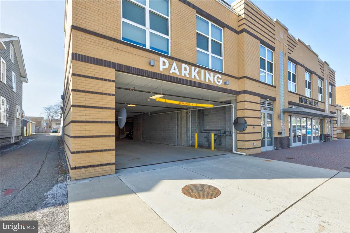 1800 Mount Vernon Ave #102