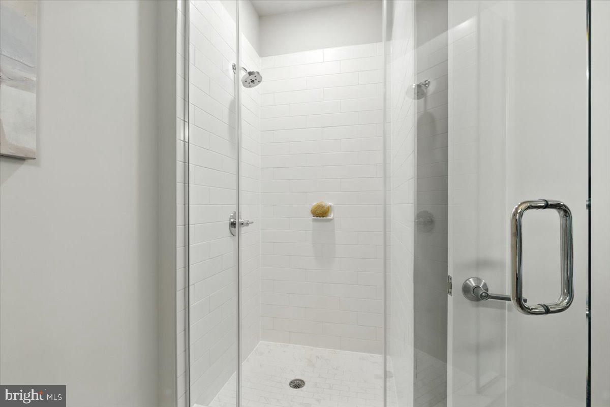 1800 Mount Vernon Ave #102