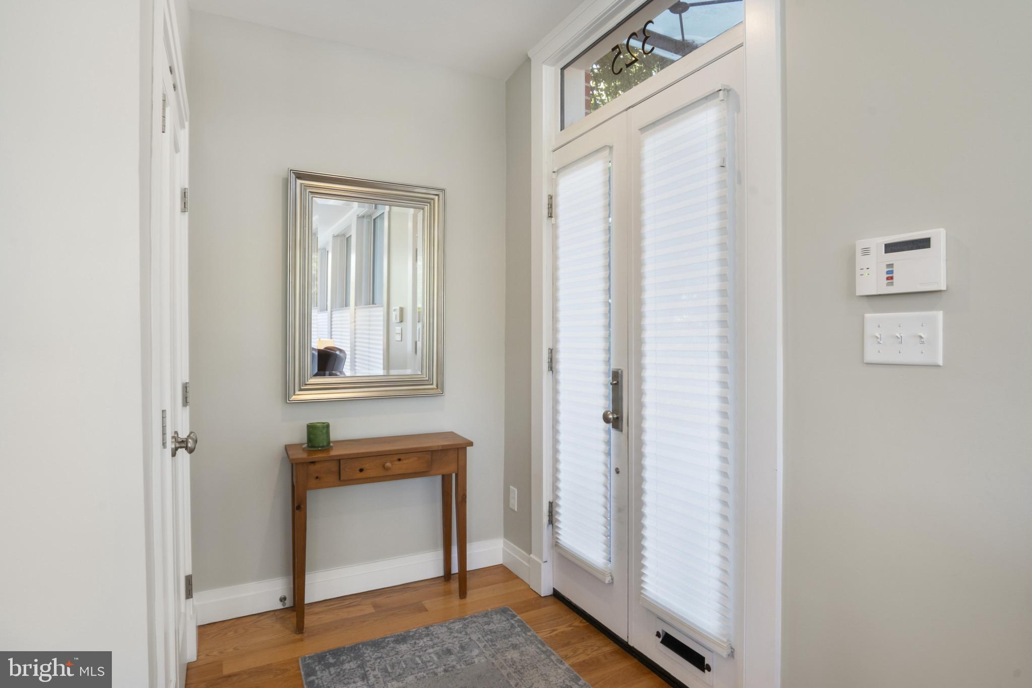 325 N N. COLUMBUS STREET