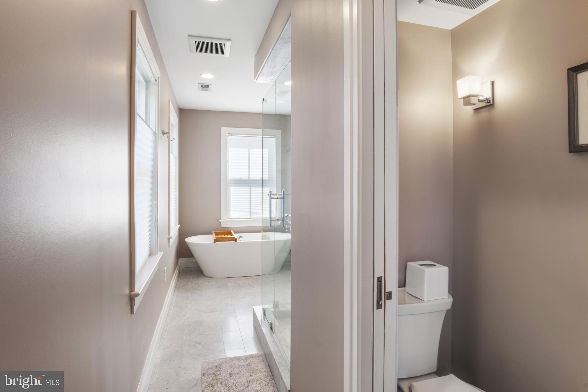 325 N N. COLUMBUS STREET