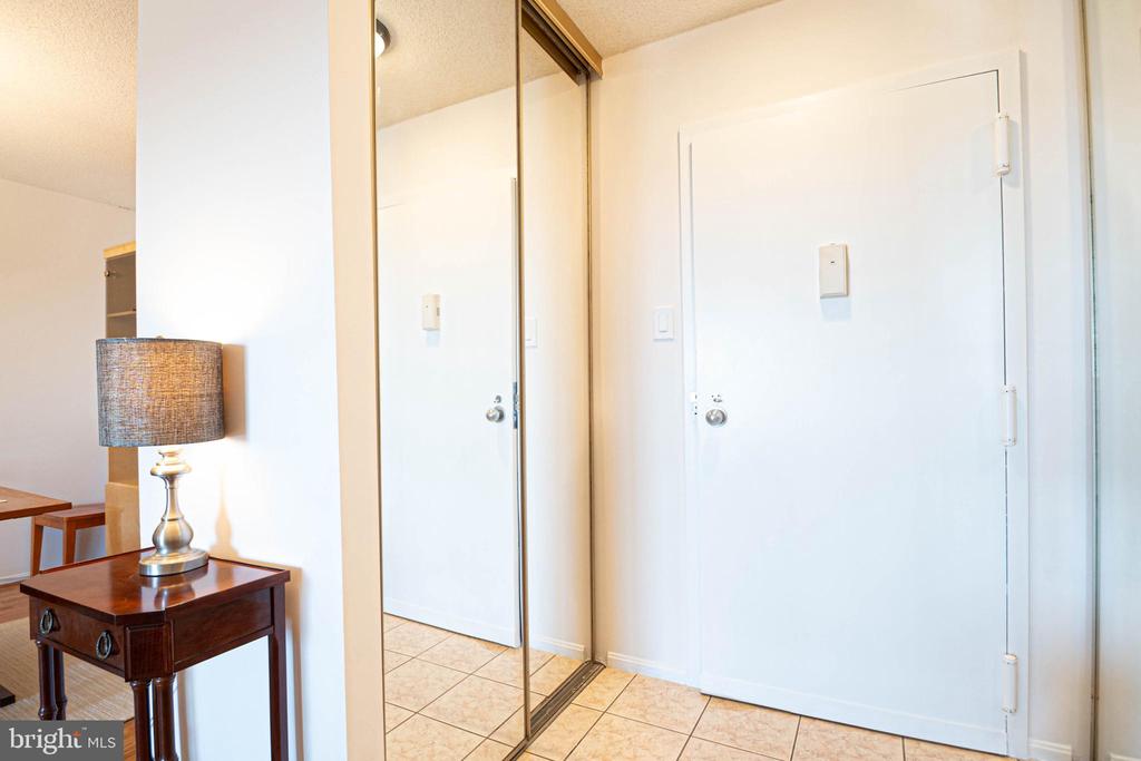 205 YOAKUM PARKWAY 919