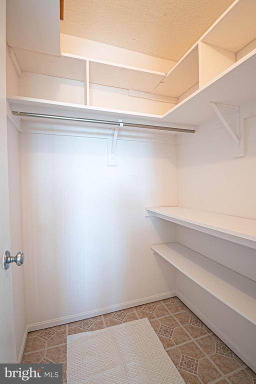 205 YOAKUM PARKWAY 919