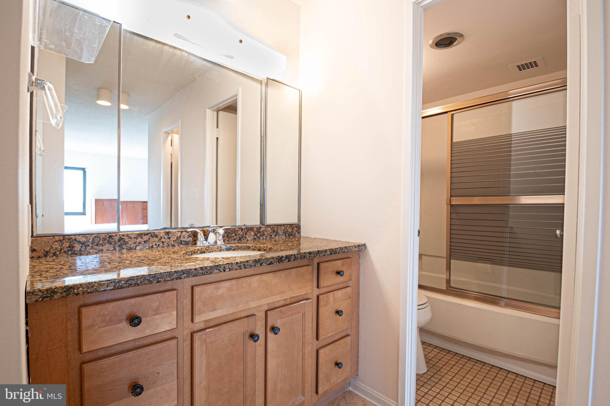 205 YOAKUM PARKWAY 919