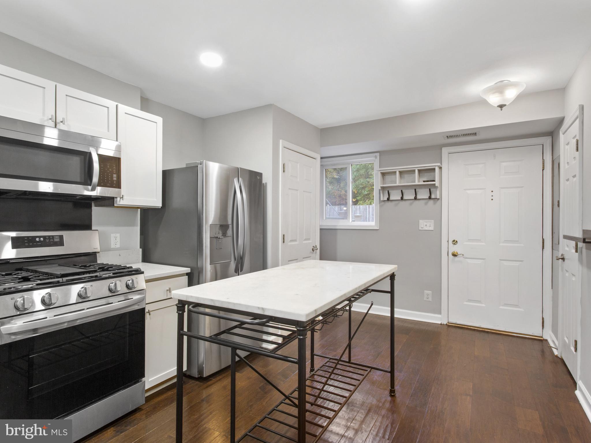 1267 N VAN DORN STREET