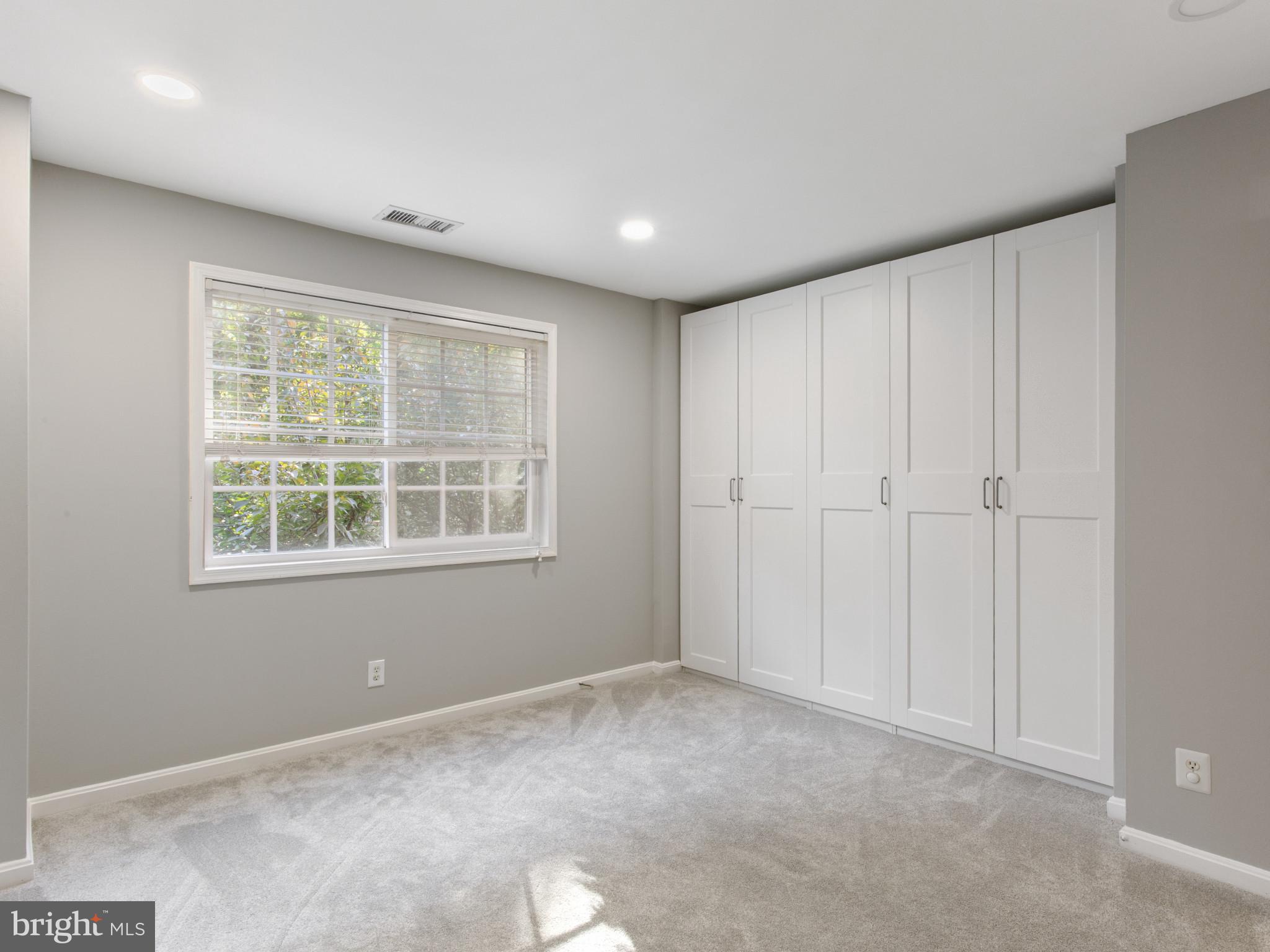 1267 N VAN DORN STREET