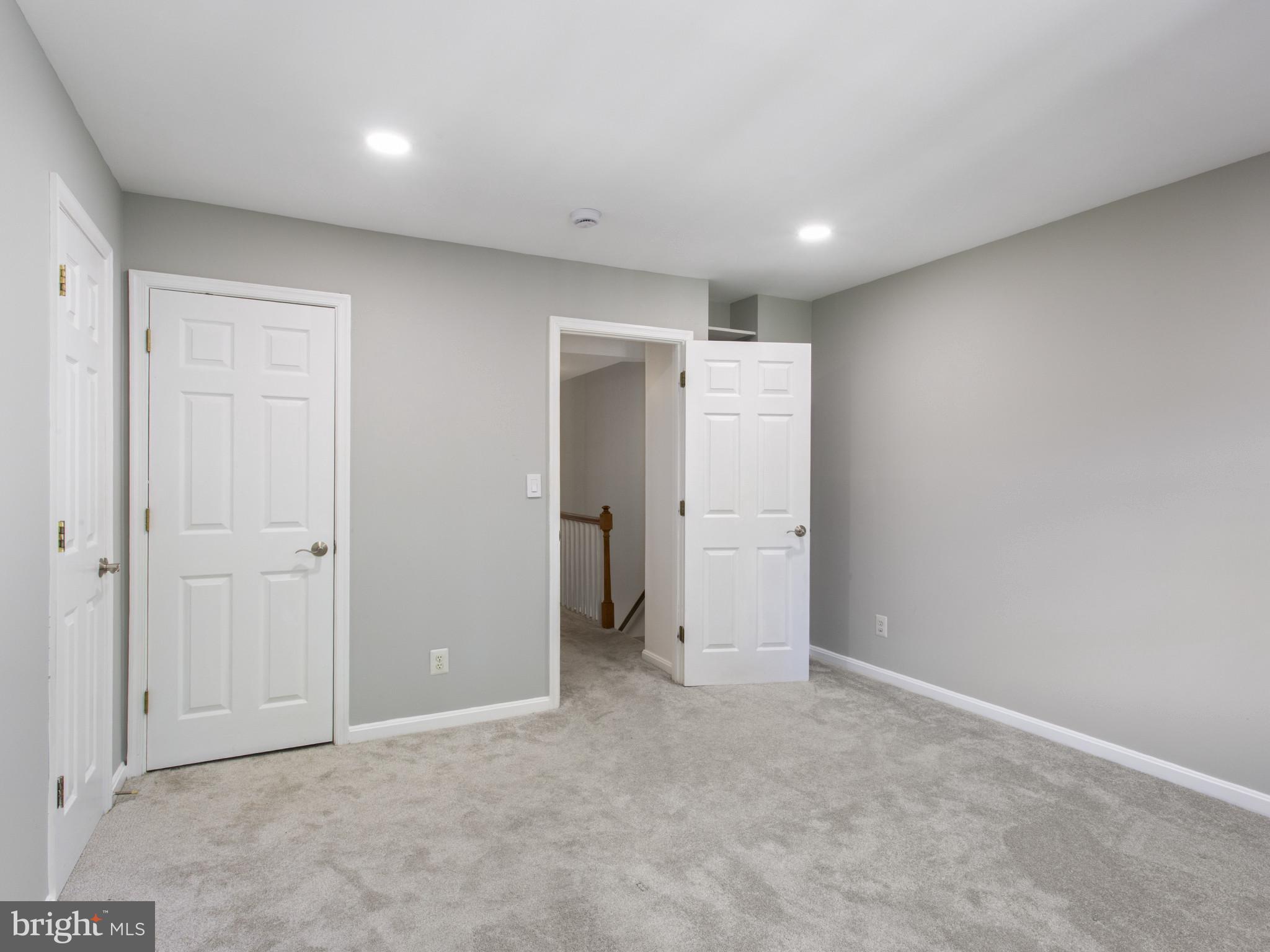 1267 N VAN DORN STREET