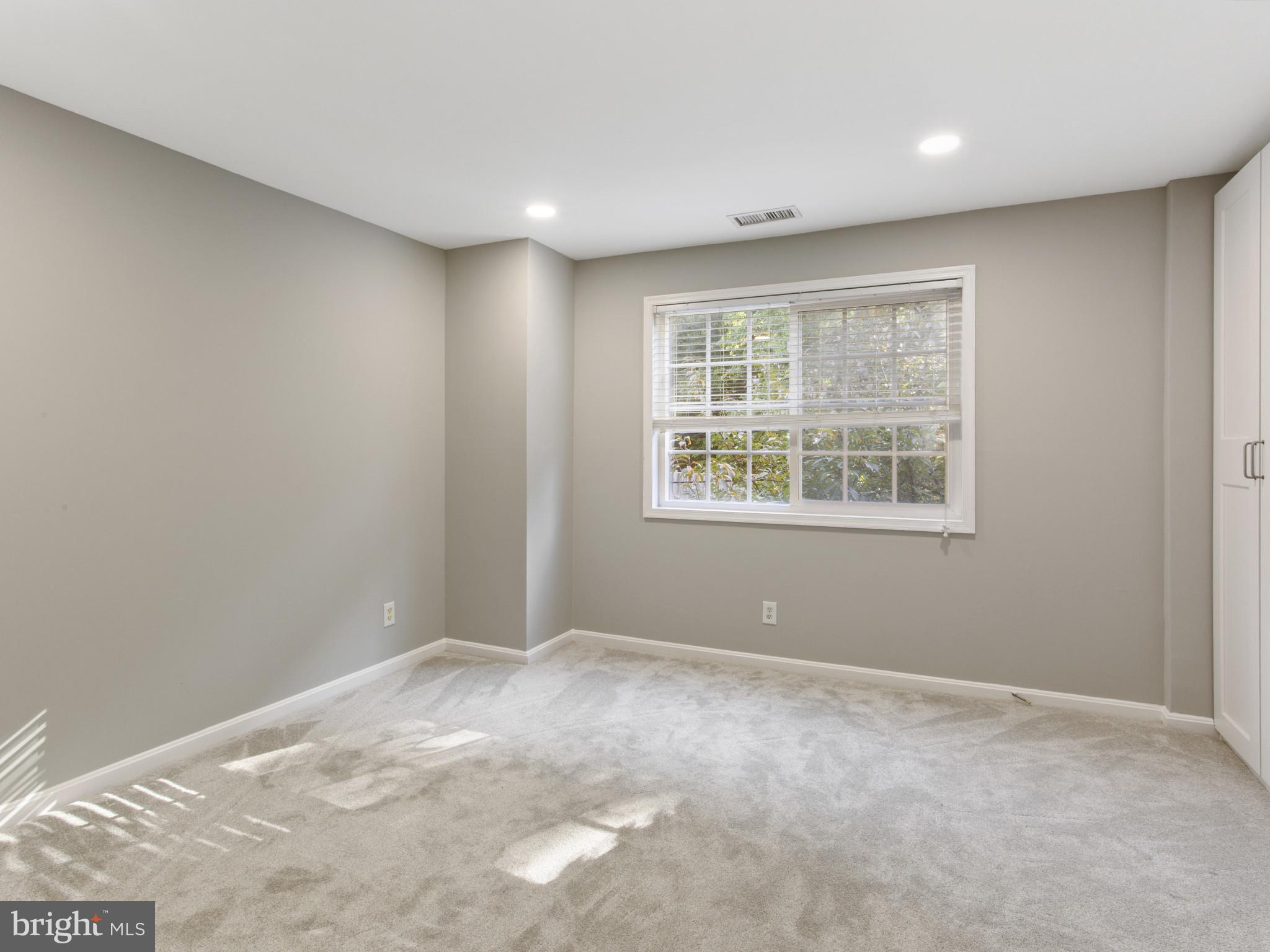 1267 N VAN DORN STREET