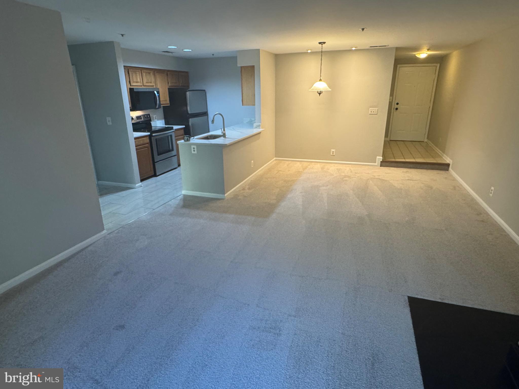 240 S REYNOLDS STREET 304