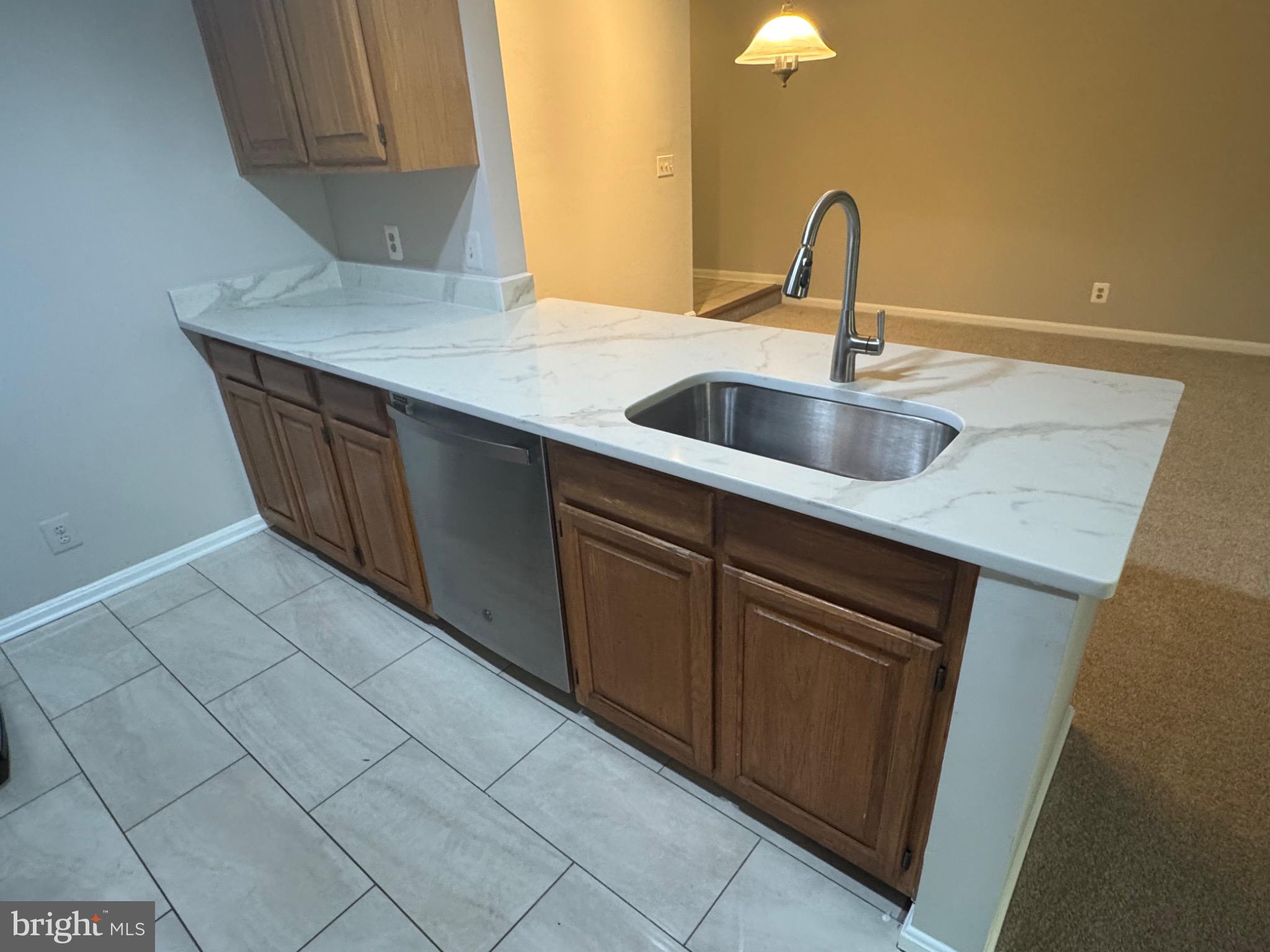 240 S REYNOLDS STREET 304