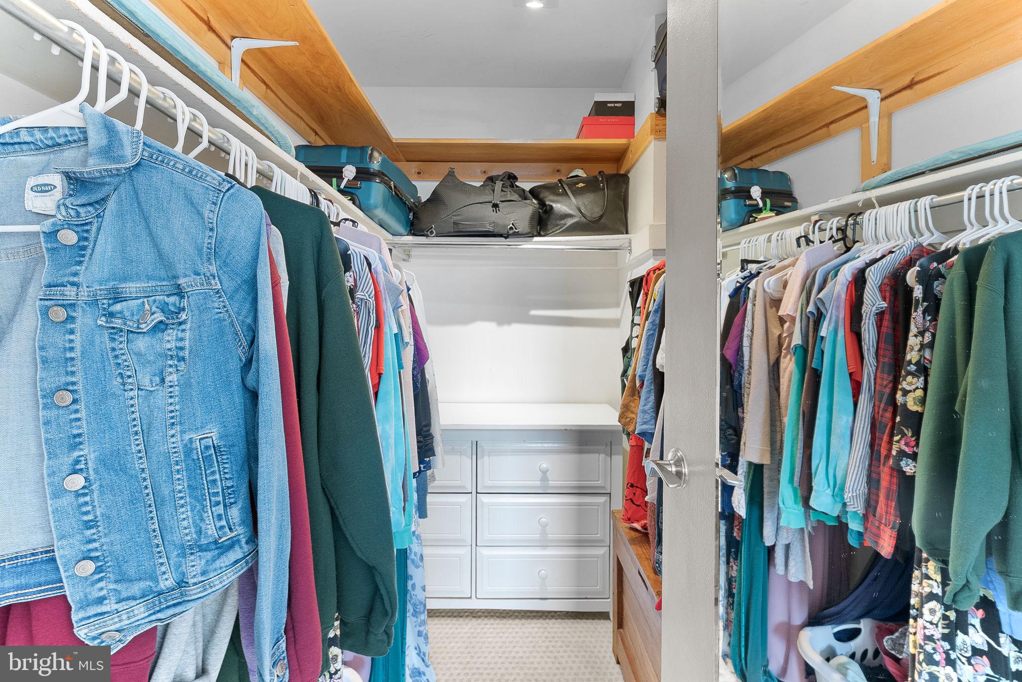 5340 HOLMES RUN PARKWAY 400