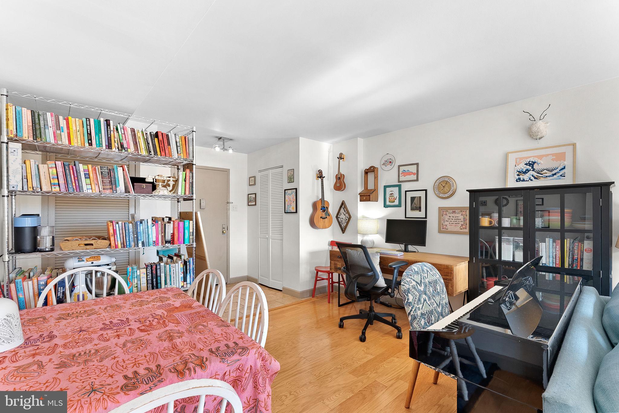 5340 HOLMES RUN PARKWAY 400