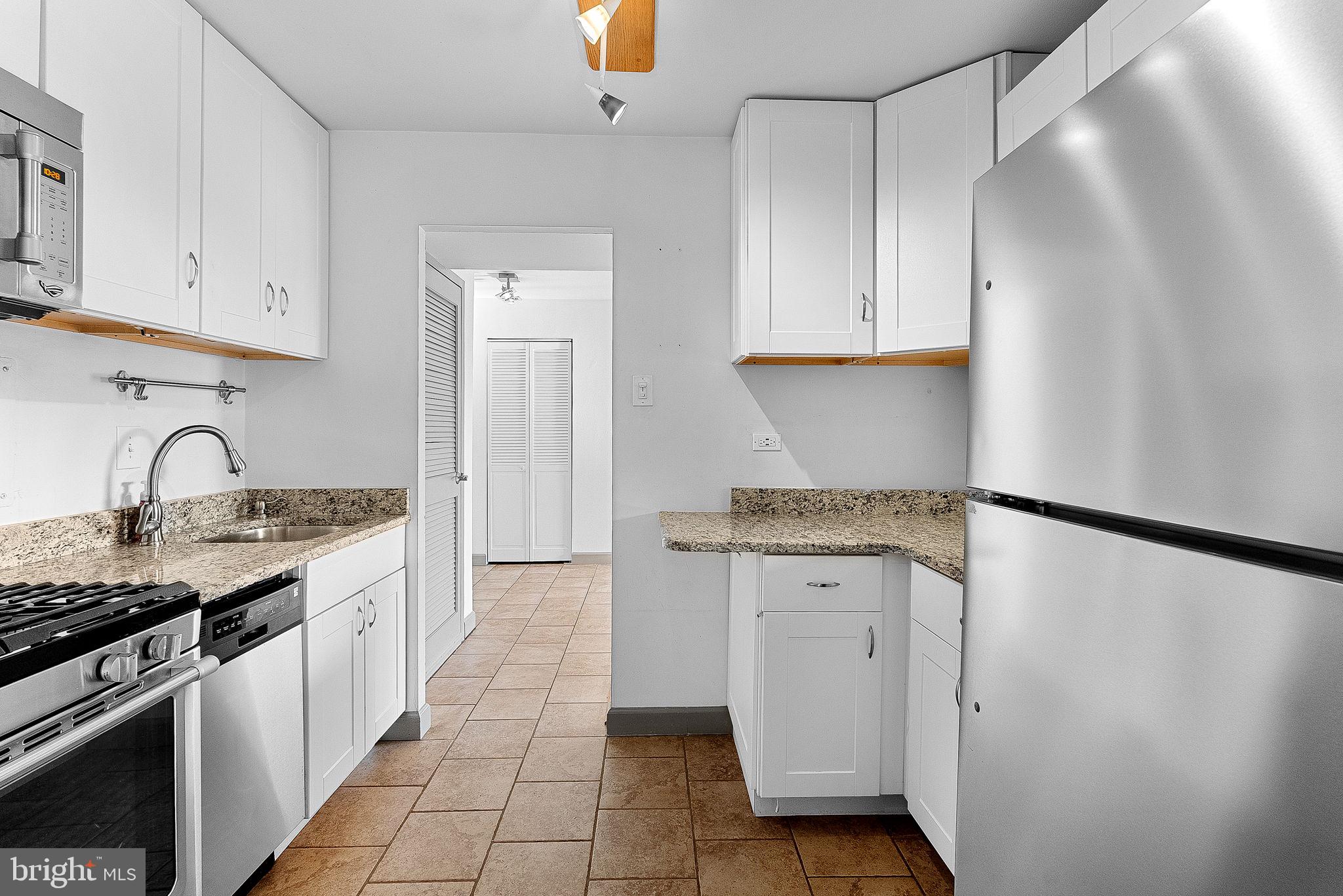 5340 HOLMES RUN PARKWAY 400