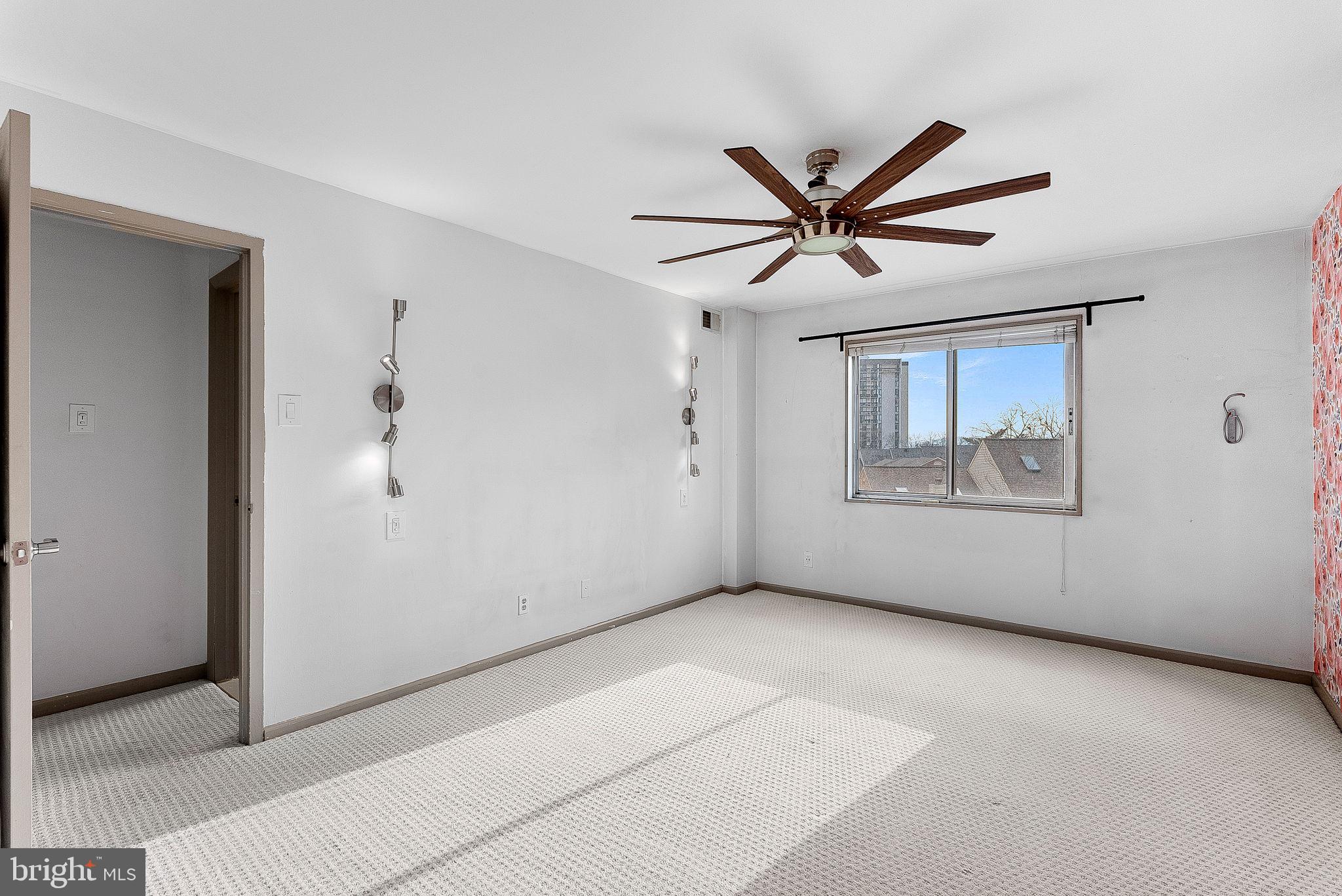 5340 HOLMES RUN PARKWAY 400