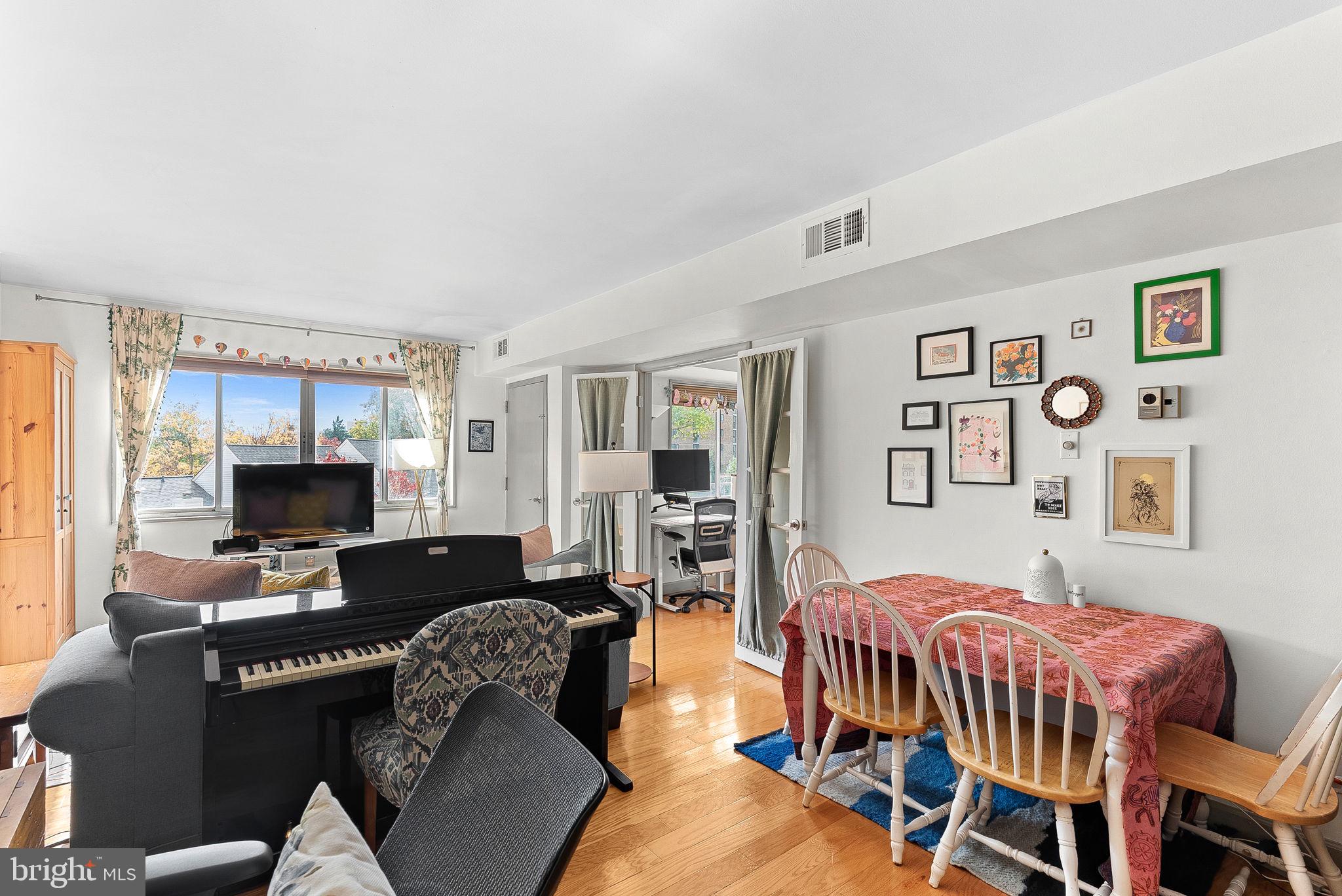 5340 HOLMES RUN PARKWAY 400