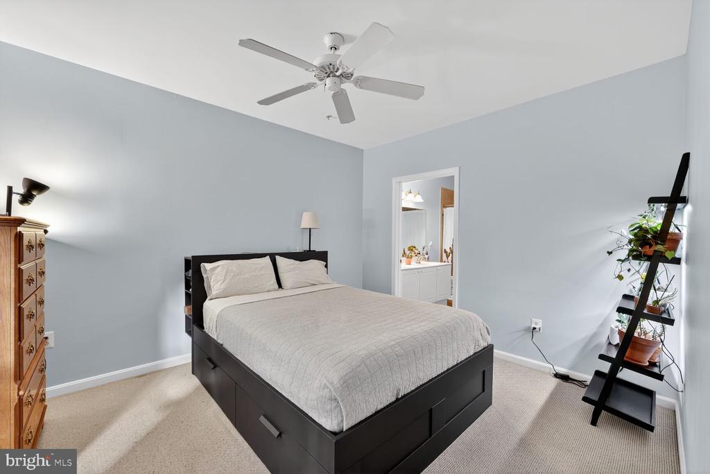4561 STRUTFIELD LANE 3211