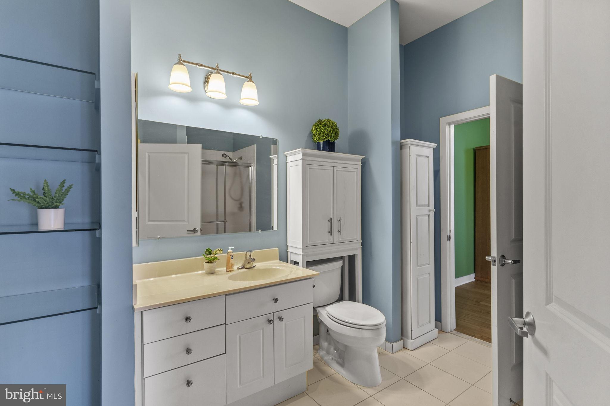 181 E REED AVENUE 411