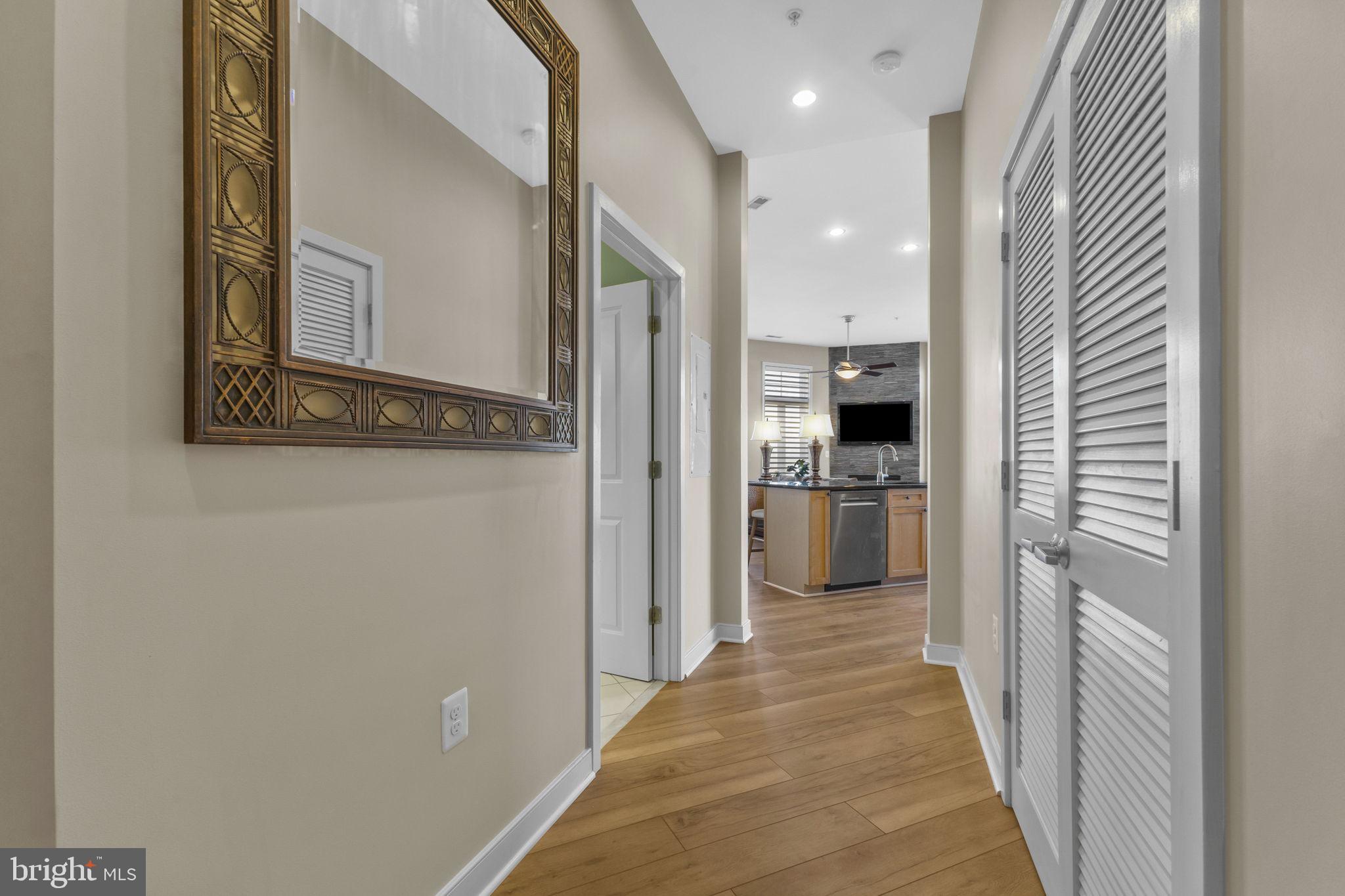 181 E REED AVENUE 411