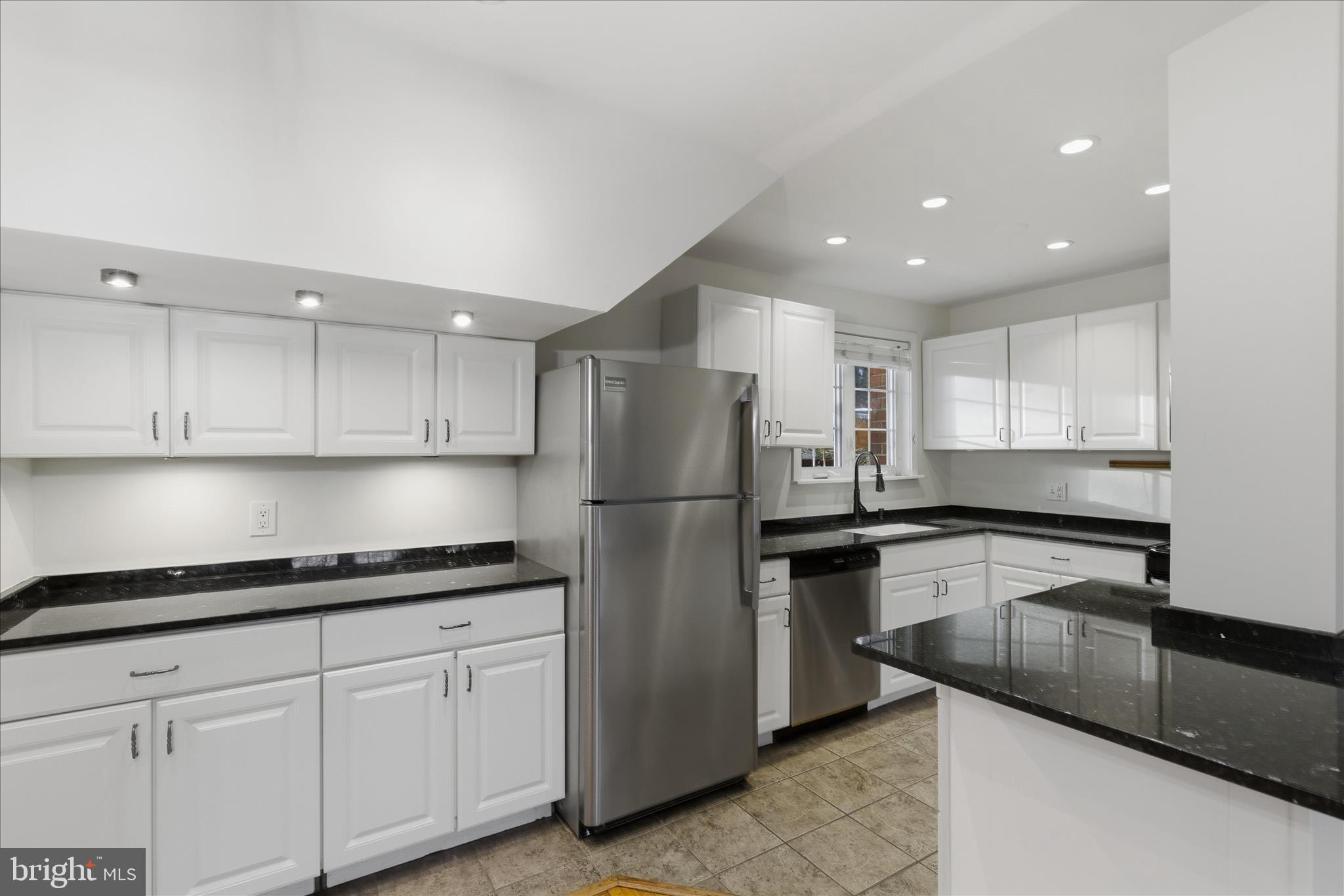 3225 RAVENSWORTH PLACE 3225