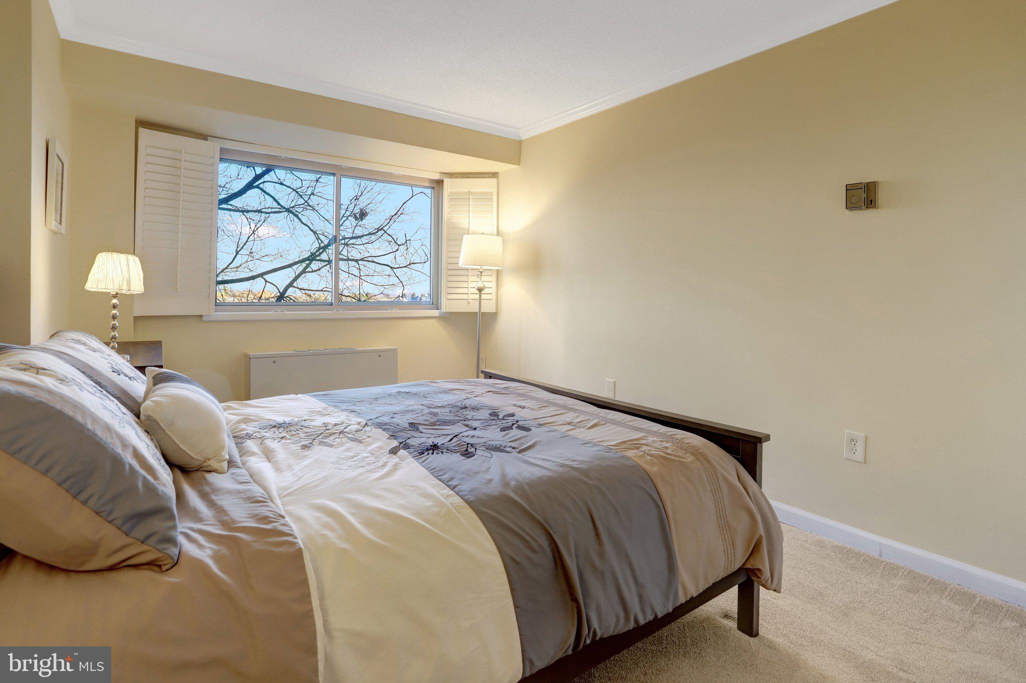 2500 N VAN DORN STREET 521