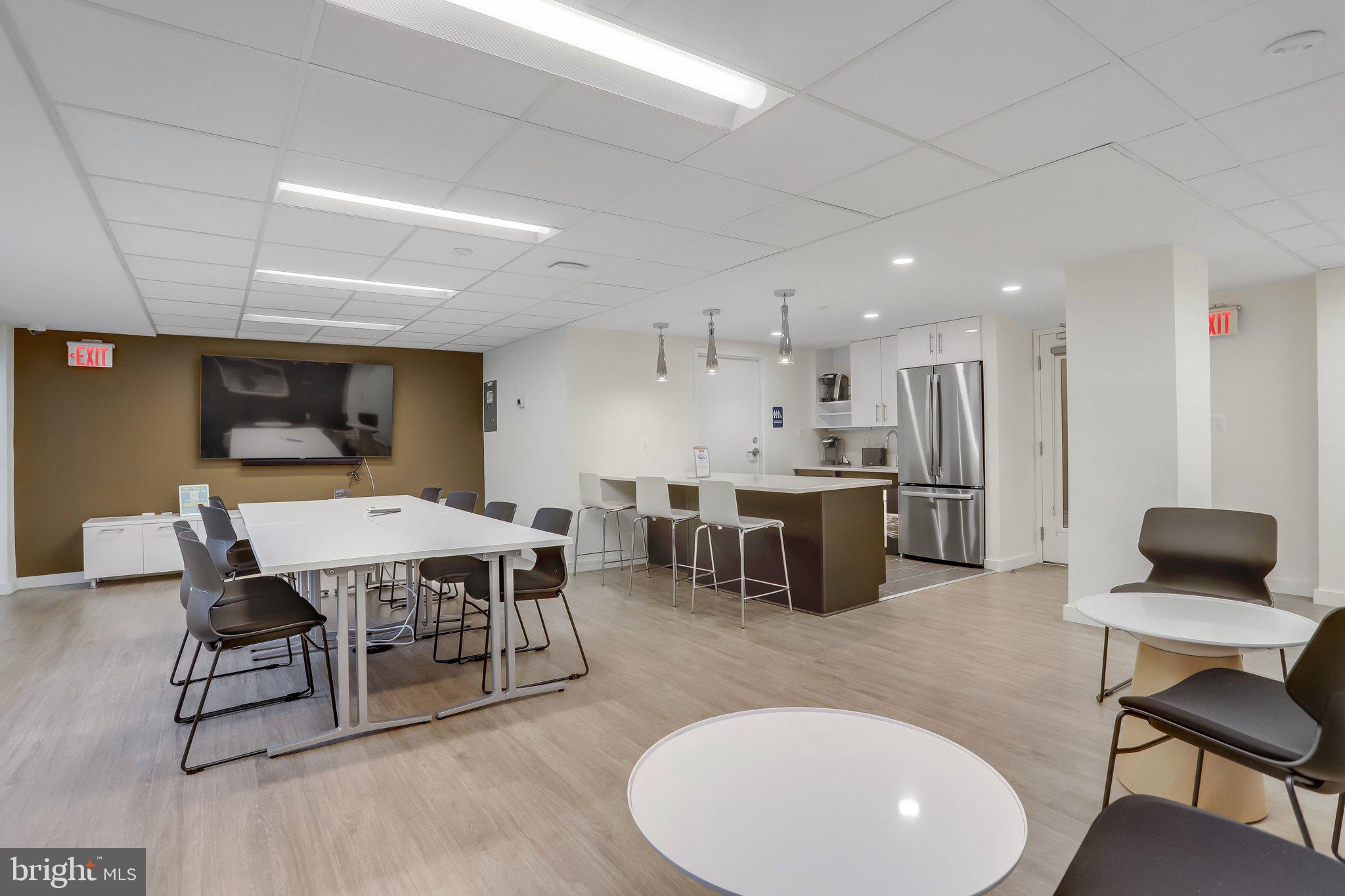 2500 N VAN DORN STREET 521