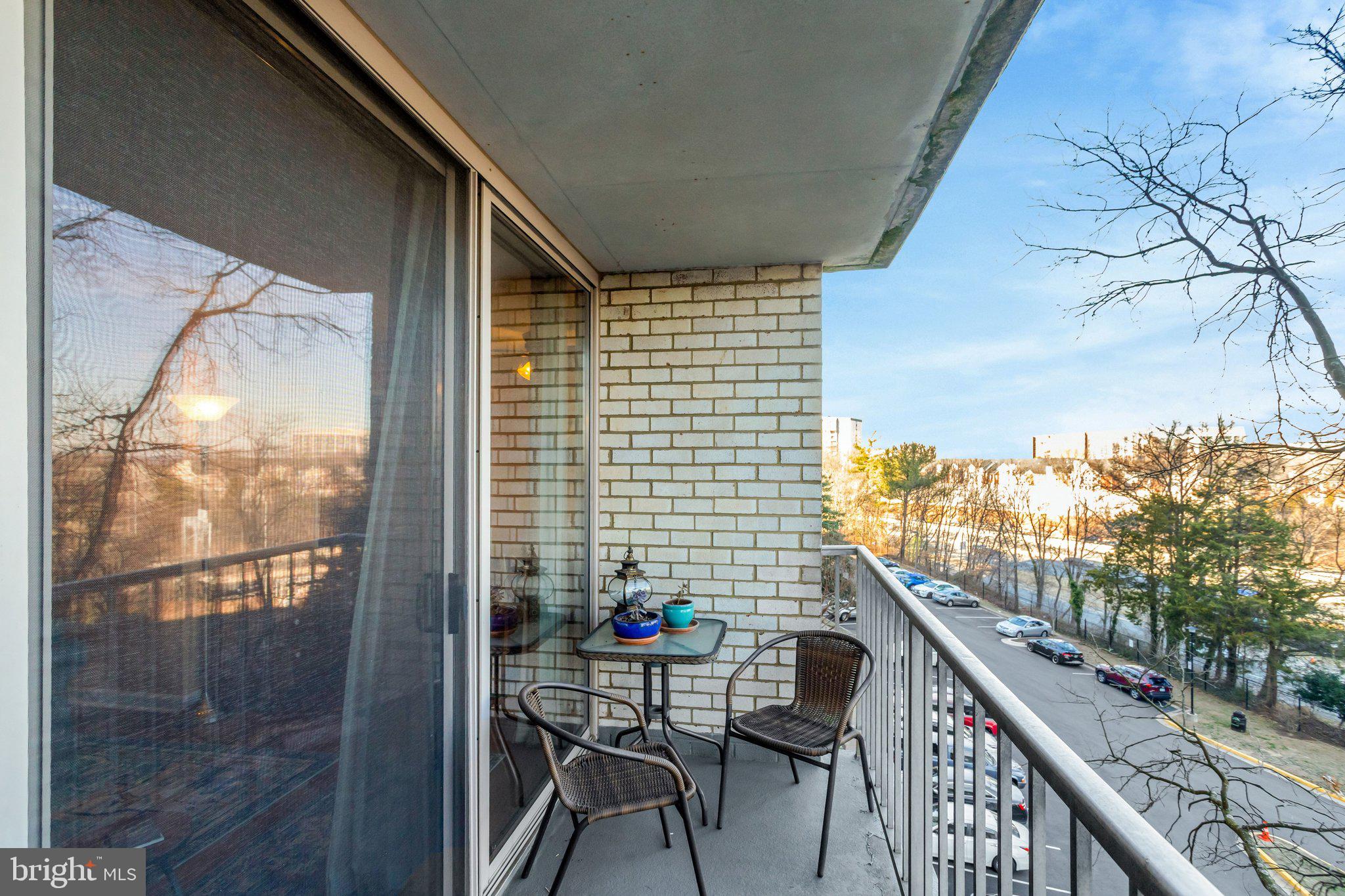 2500 N VAN DORN STREET 521