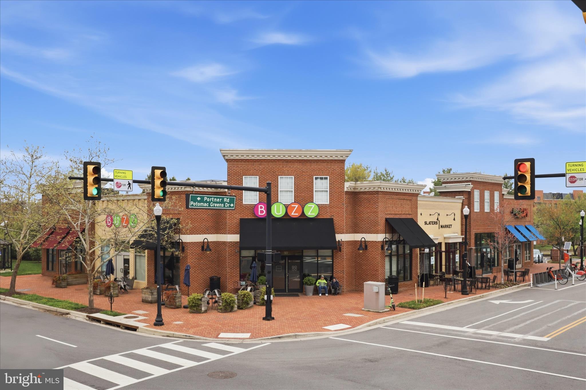 1306 CHETWORTH COURT