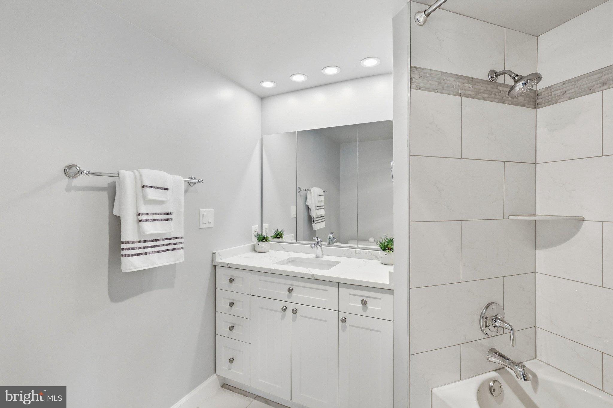 3101 N HAMPTON DRIVE 718